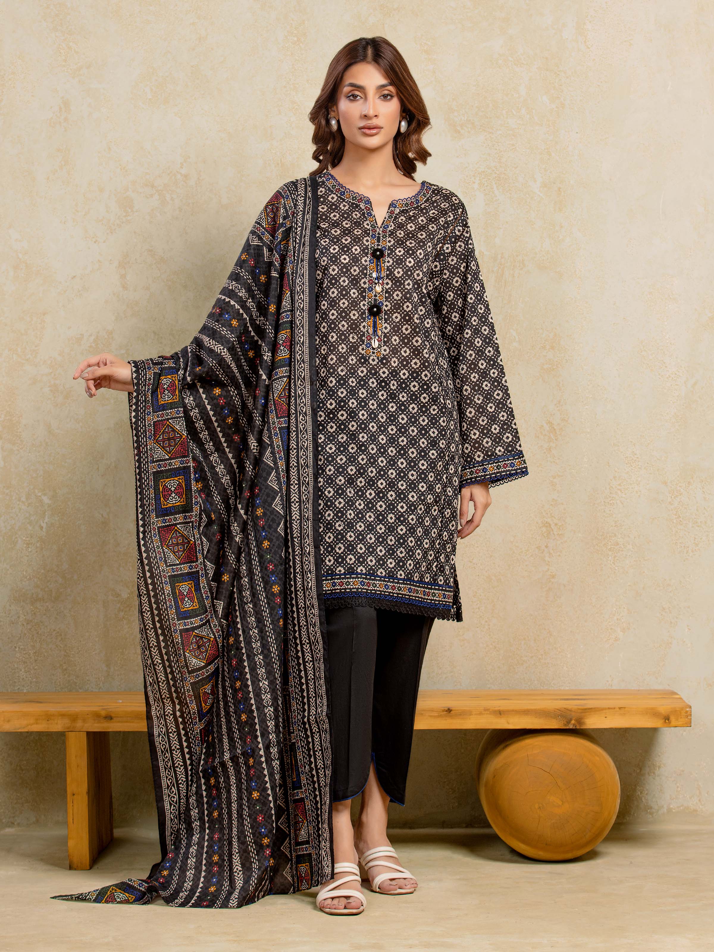 URB Unstitched Black Printed Khaddar 3 Piece