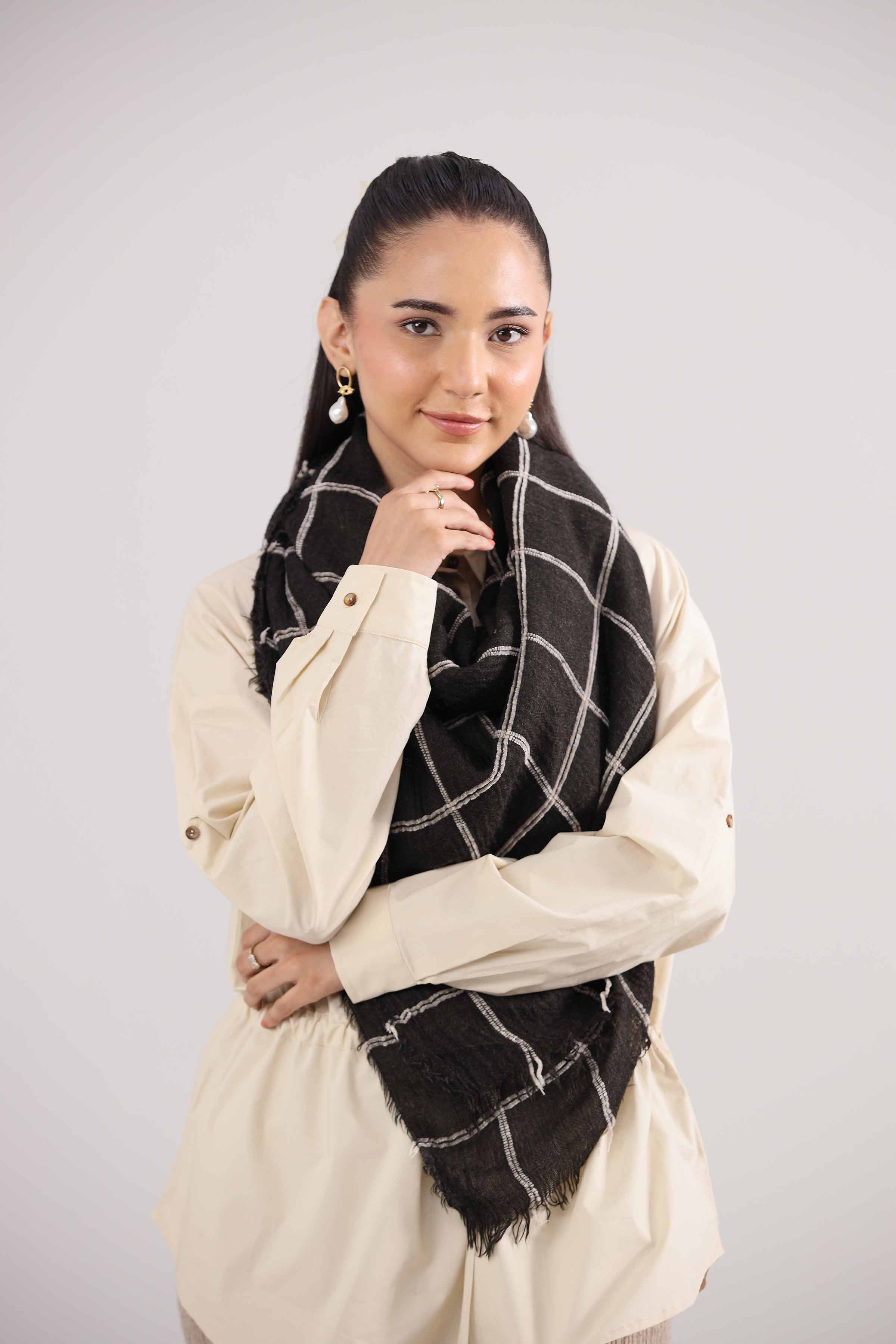 URB - Black Women Scarf