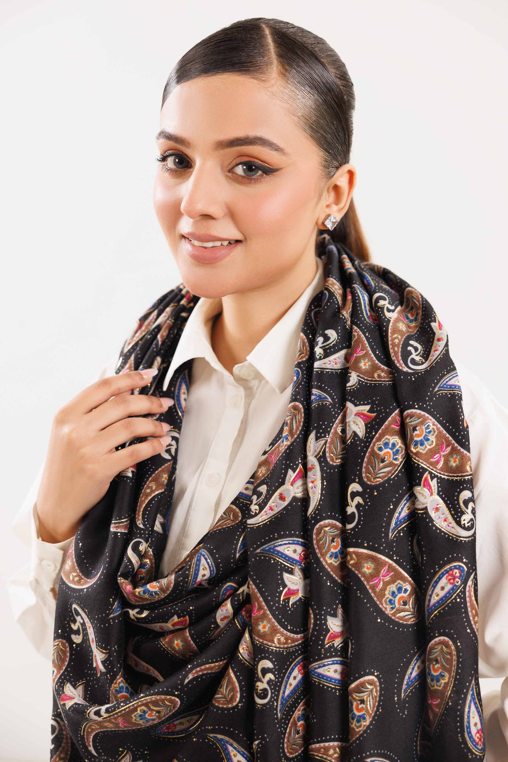 URB -  Black Women Scarf