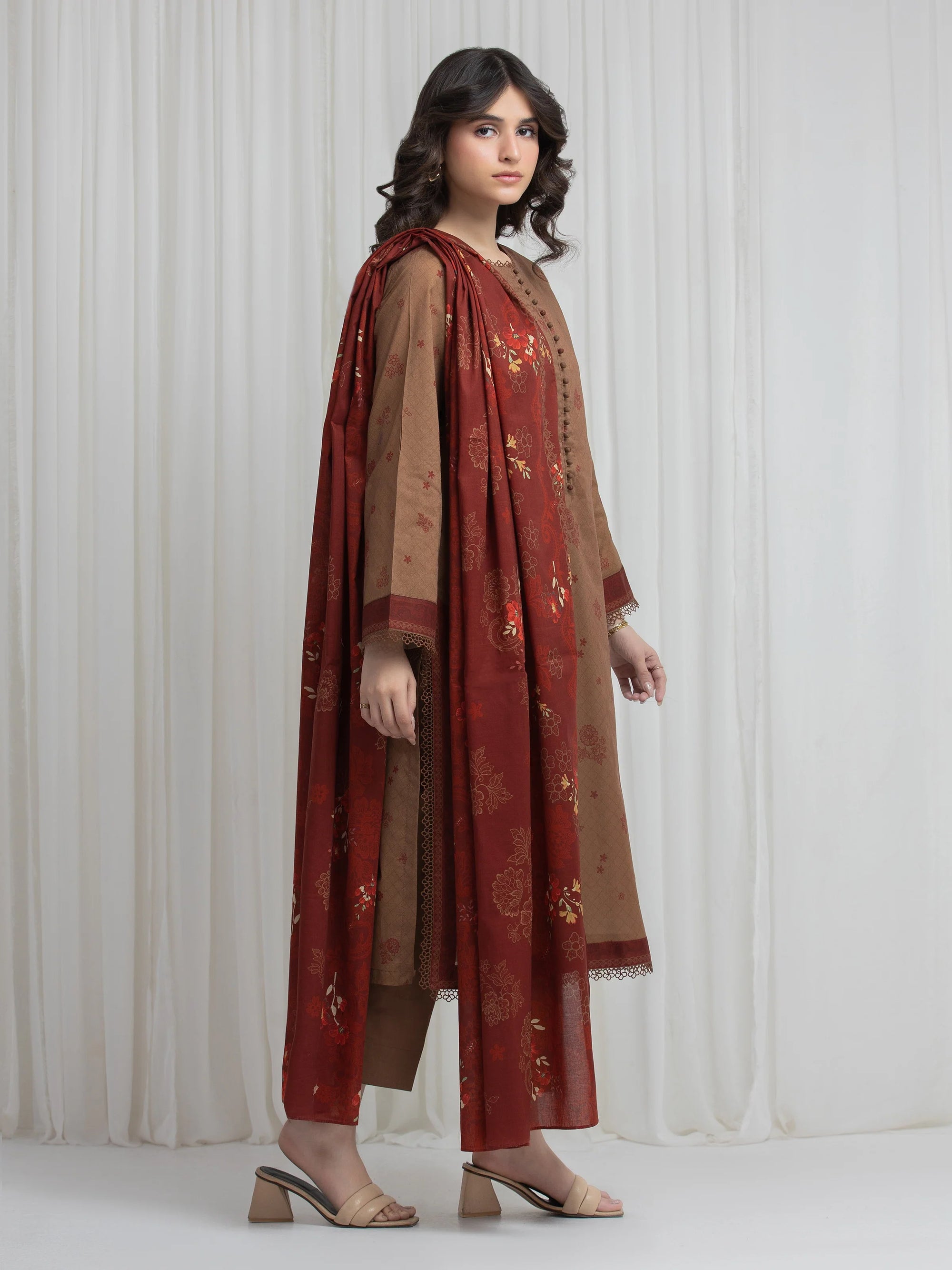 URB Lawn Suit 027368