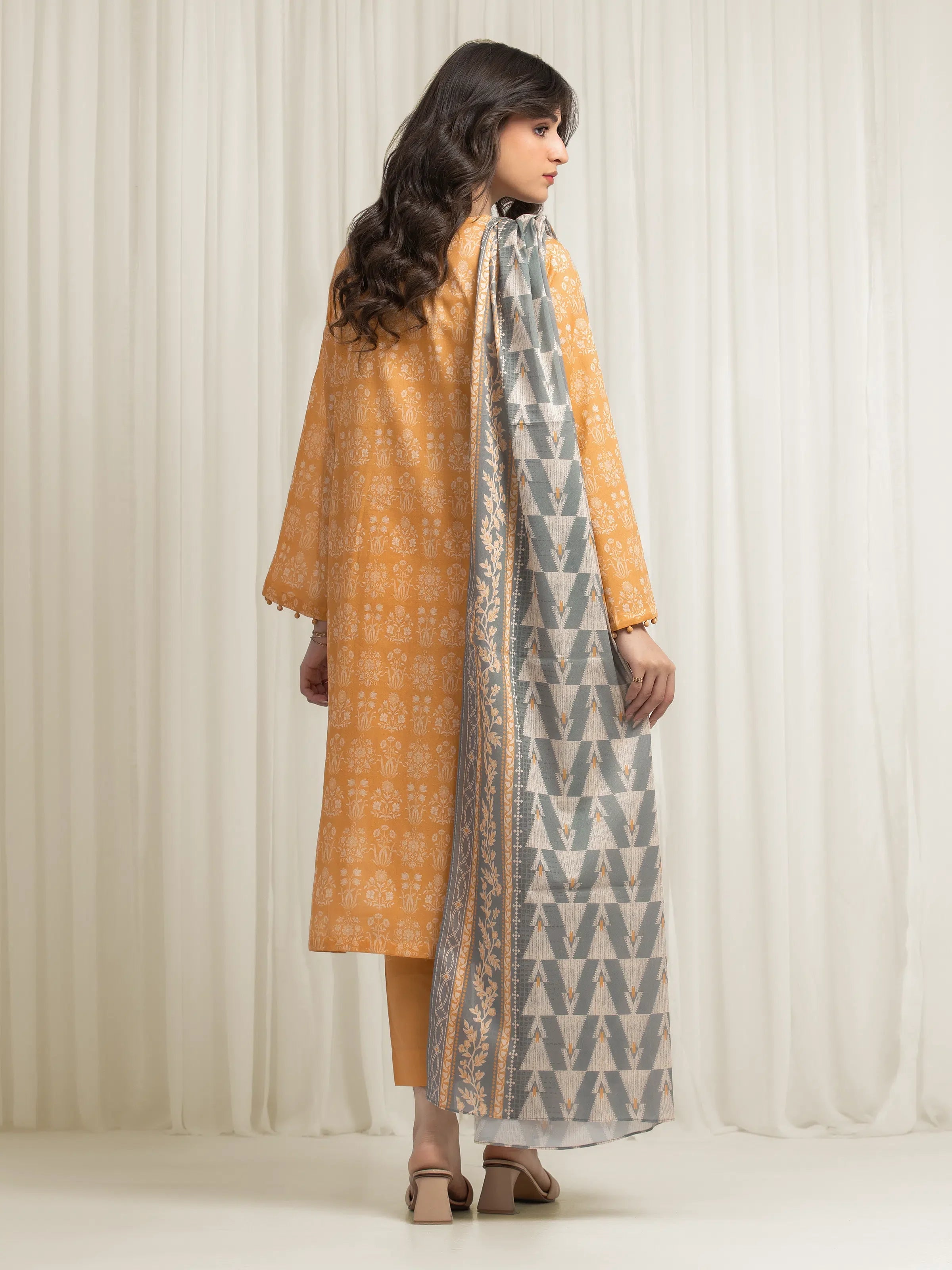 URB Unstitched Printed Lawn Suit