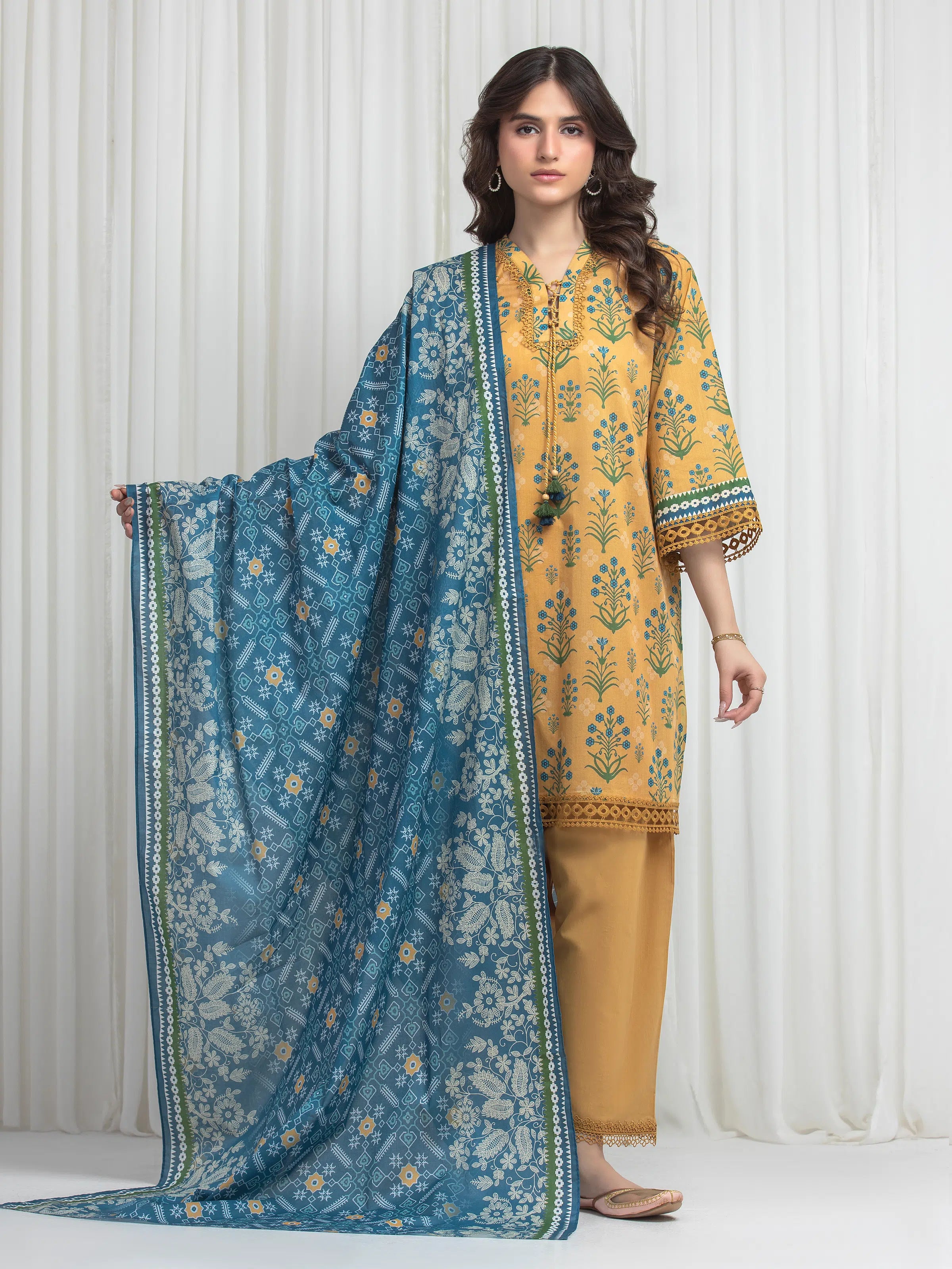 URB Lawn Suit 846073