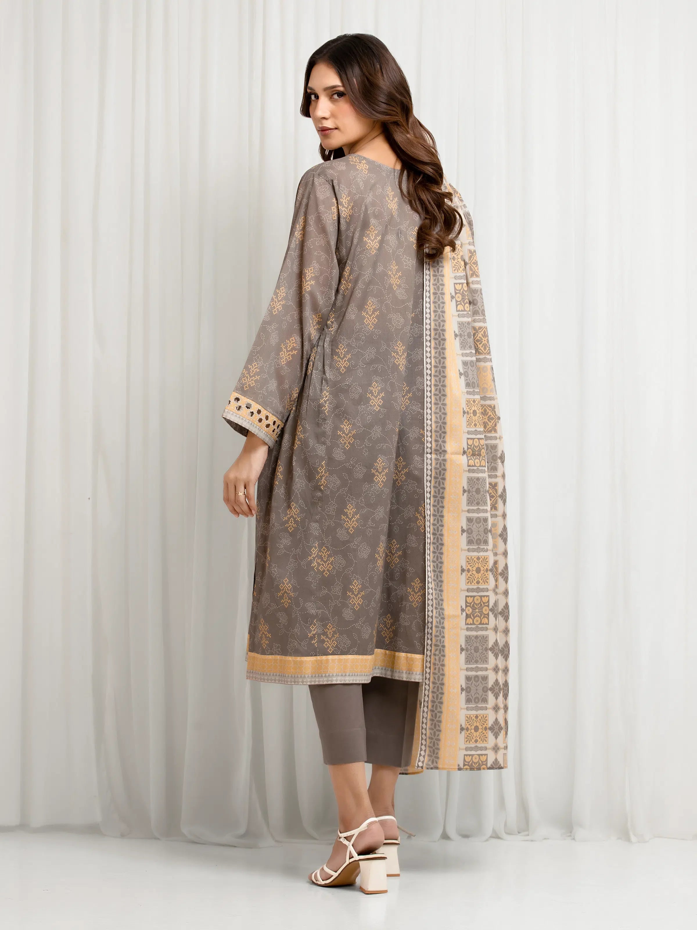 URB Unstitched Printed Lawn Suit