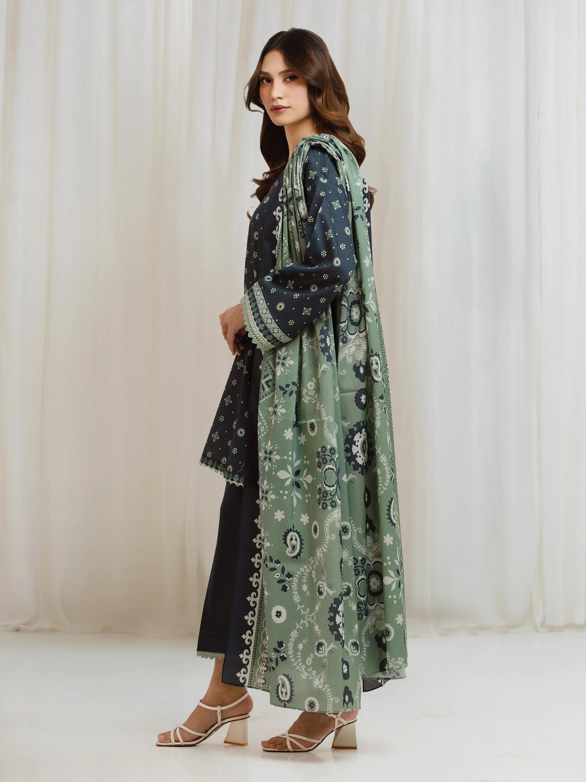 URB Unstitched Printed Lawn Suit
