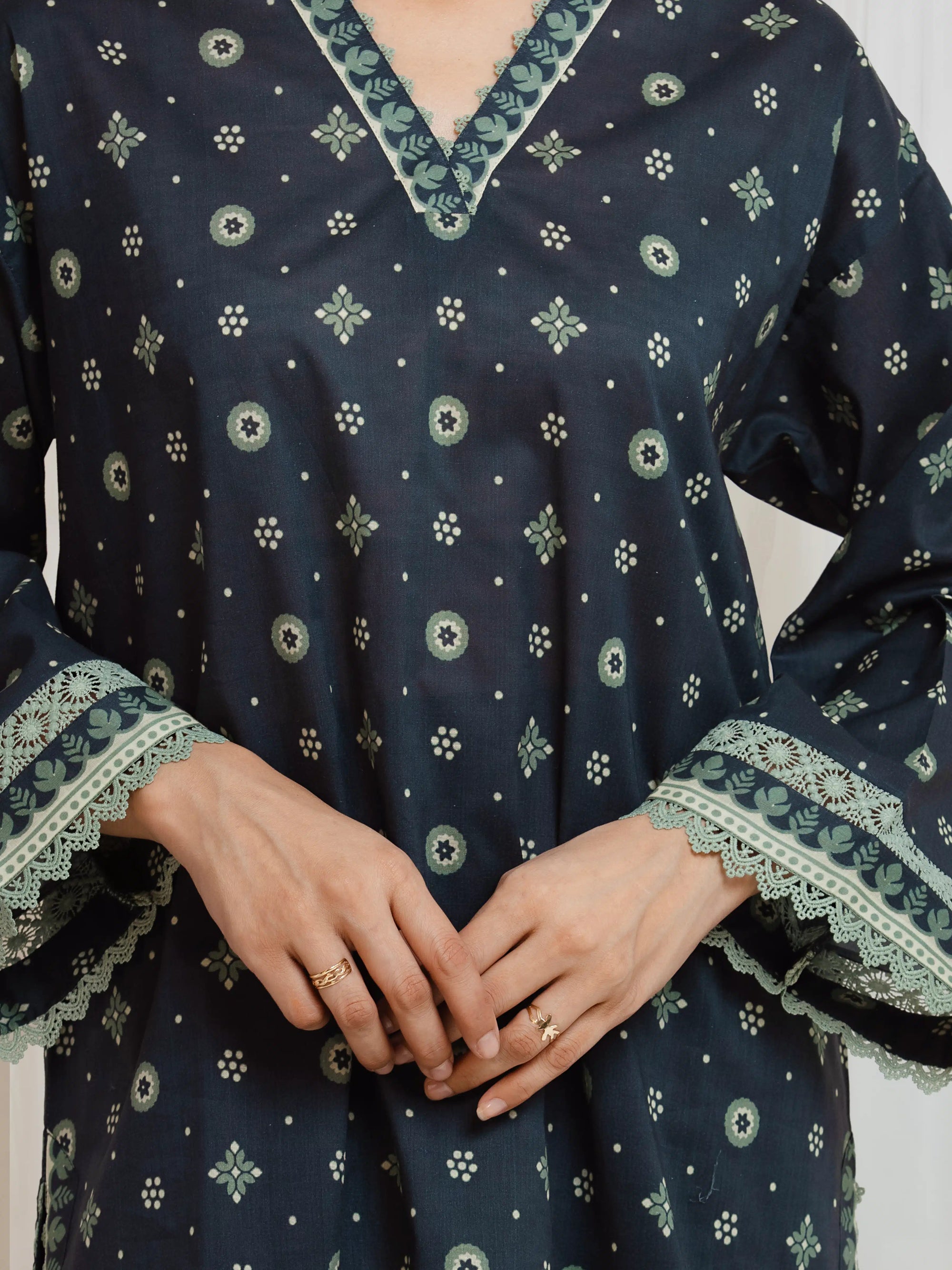 URB Unstitched Printed Lawn Suit
