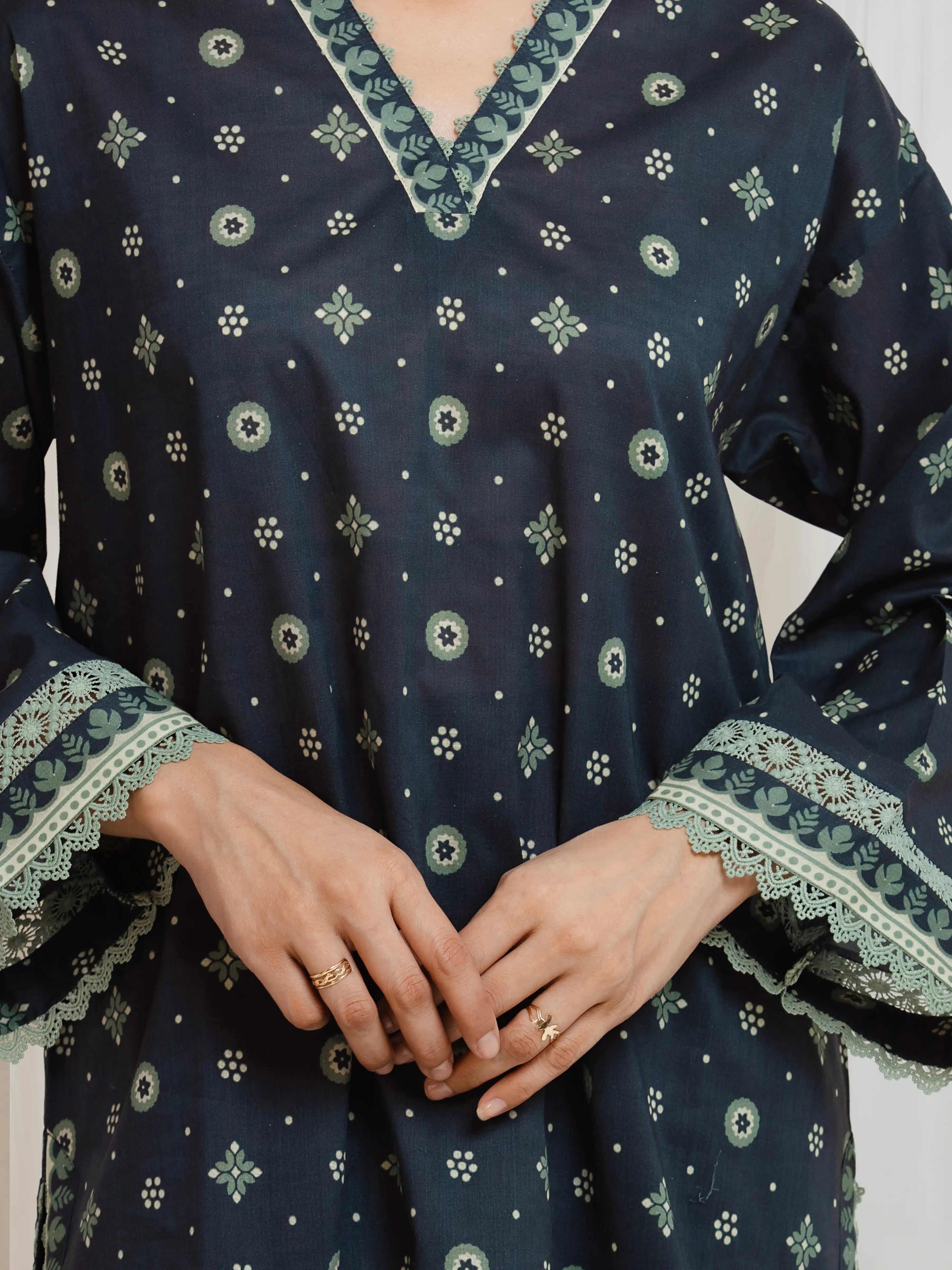 URB Unstitched Printed Lawn Suit