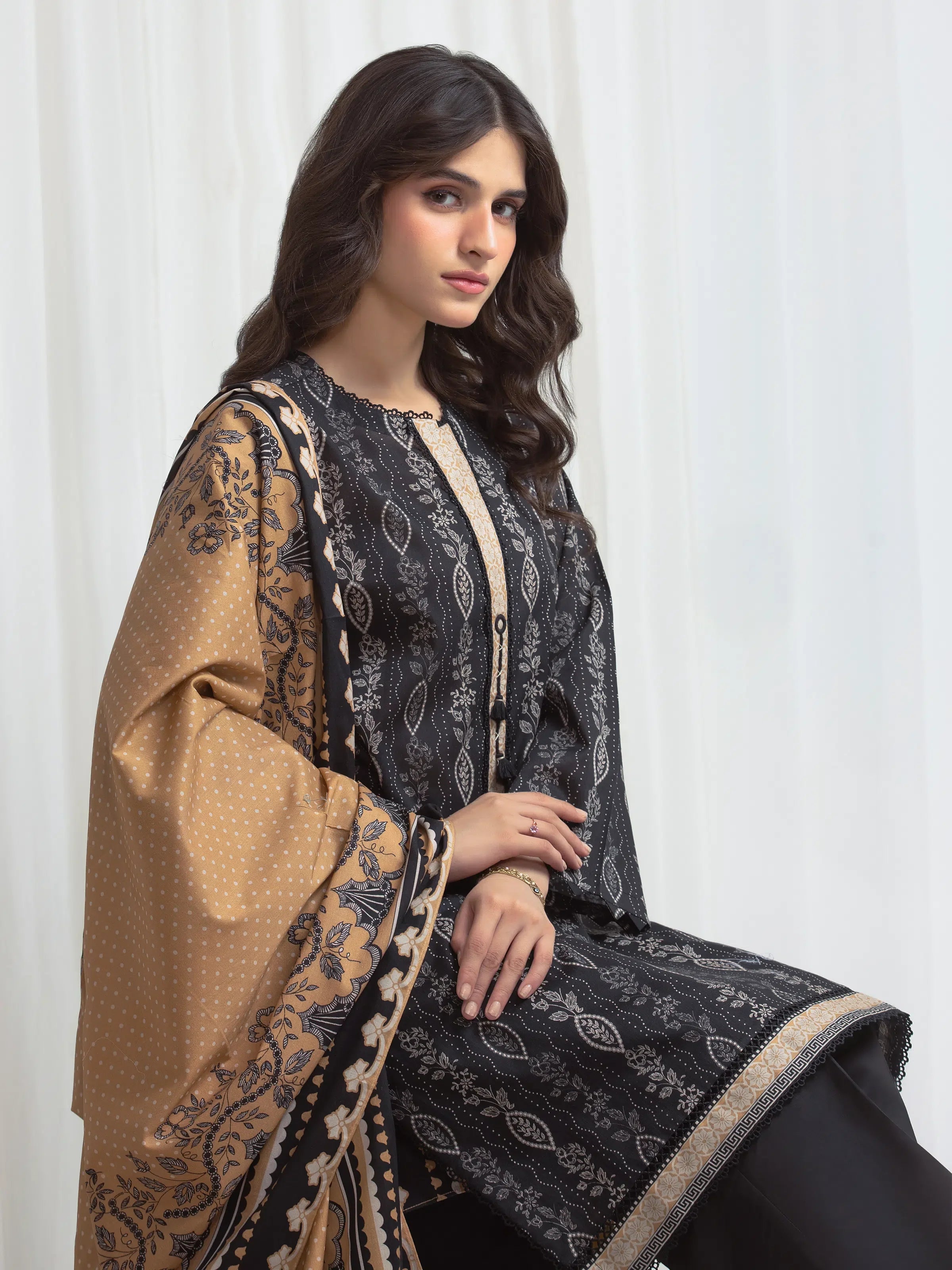 URB Unstitched Printed Lawn Suit