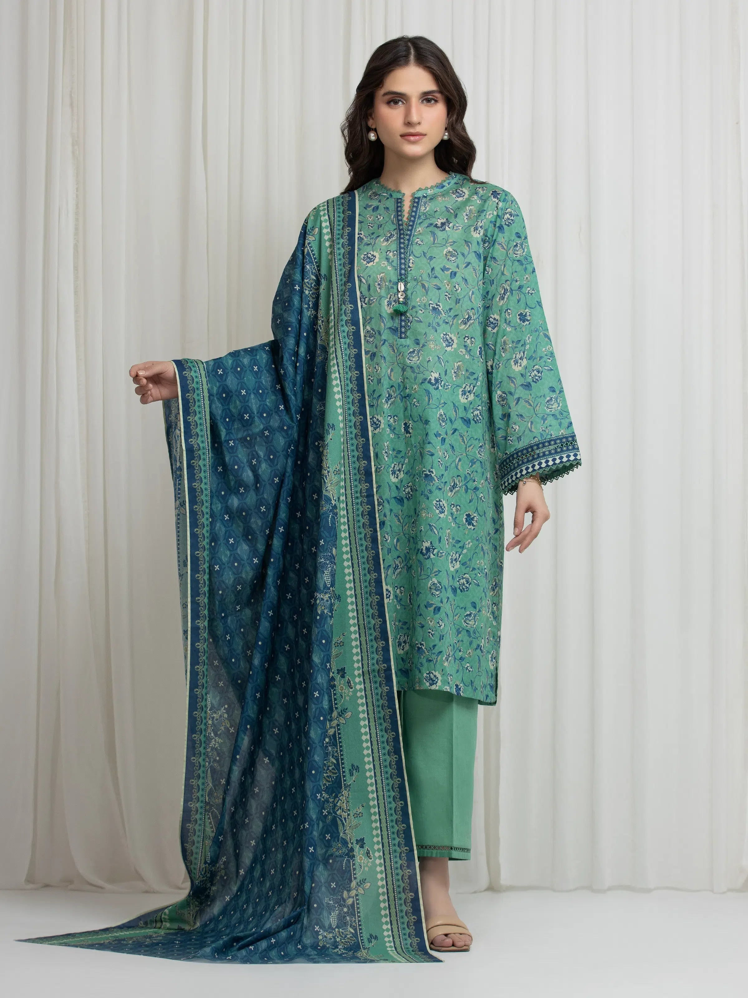URB Lawn Suit 671459