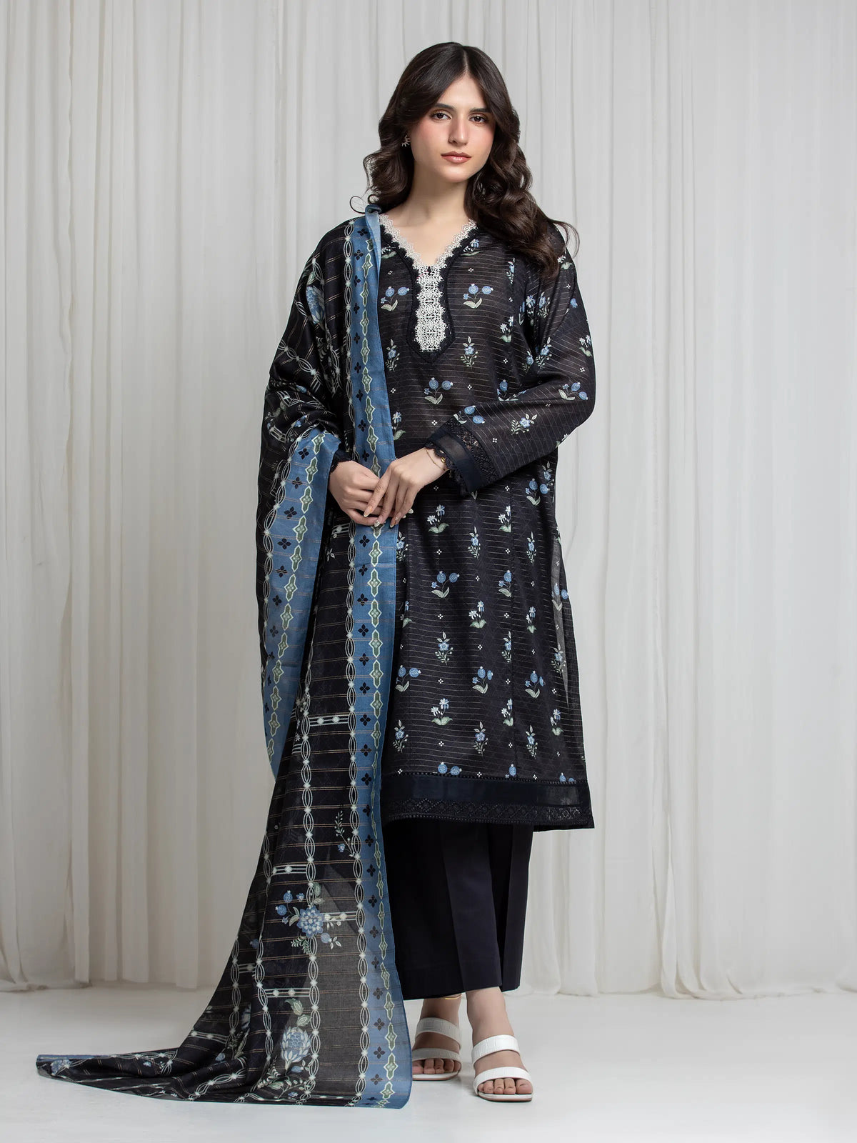 URB Zari Lawn 397041