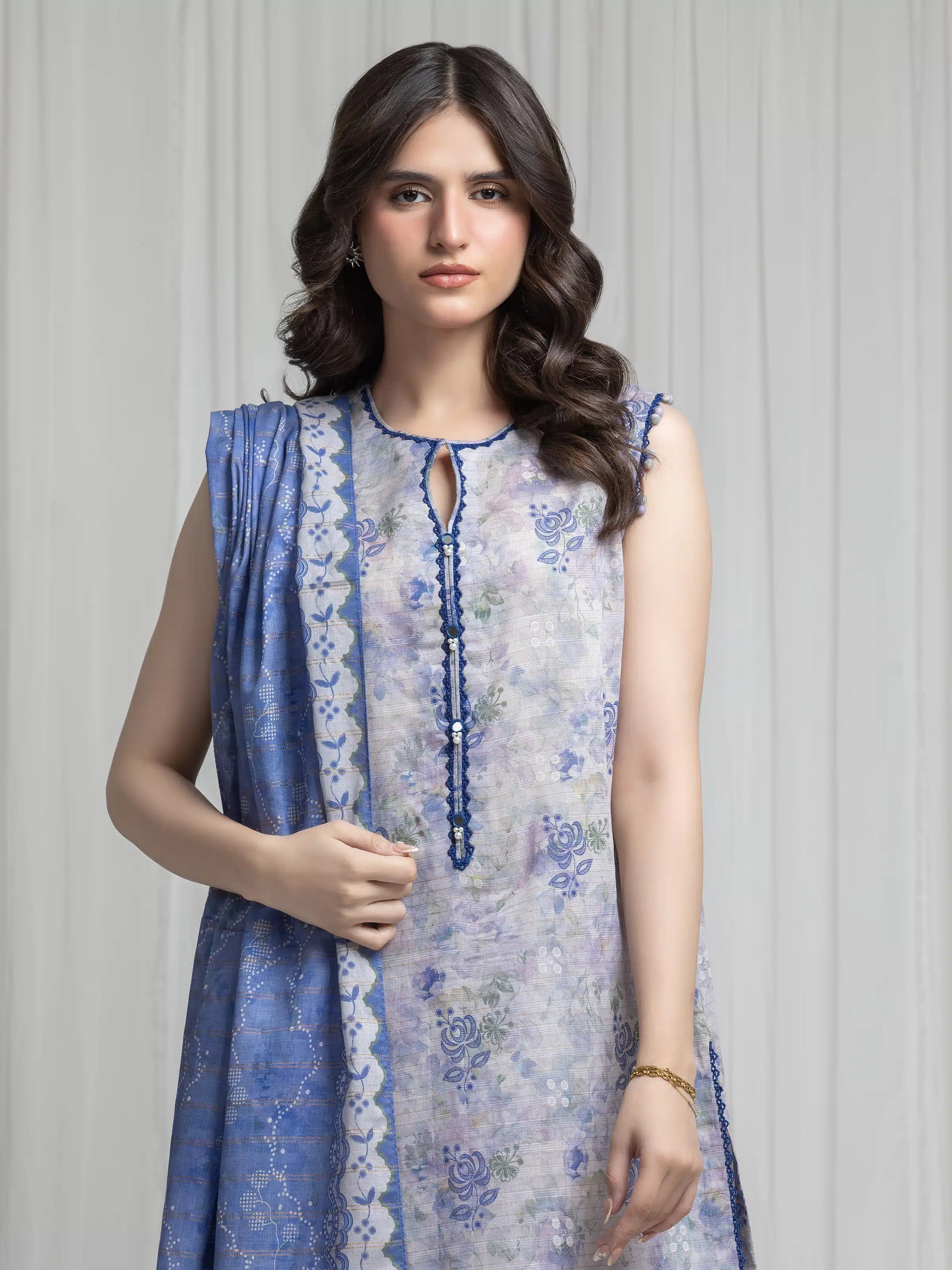 URB Zari Lawn 240835