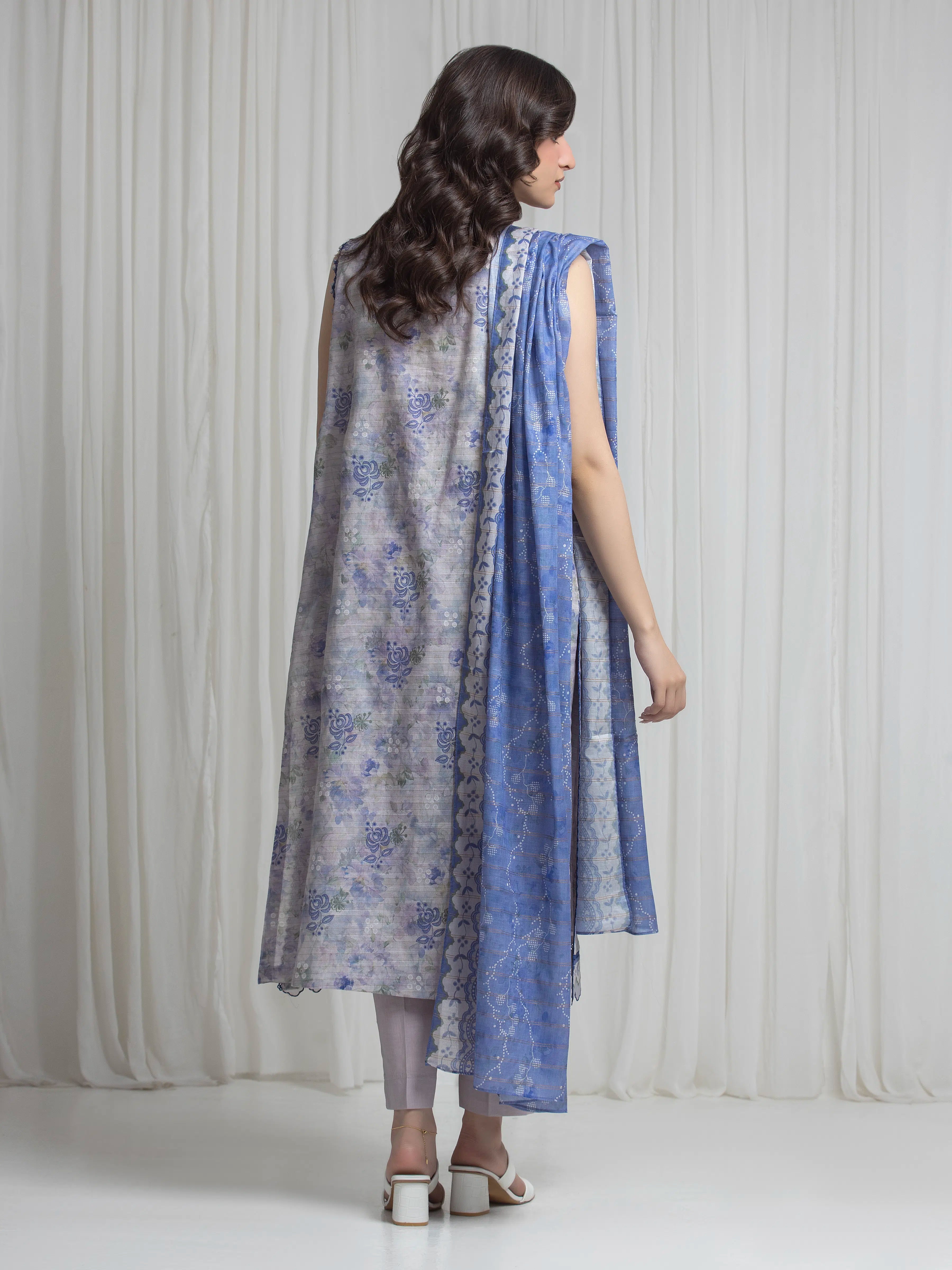 URB Zari Lawn 240835