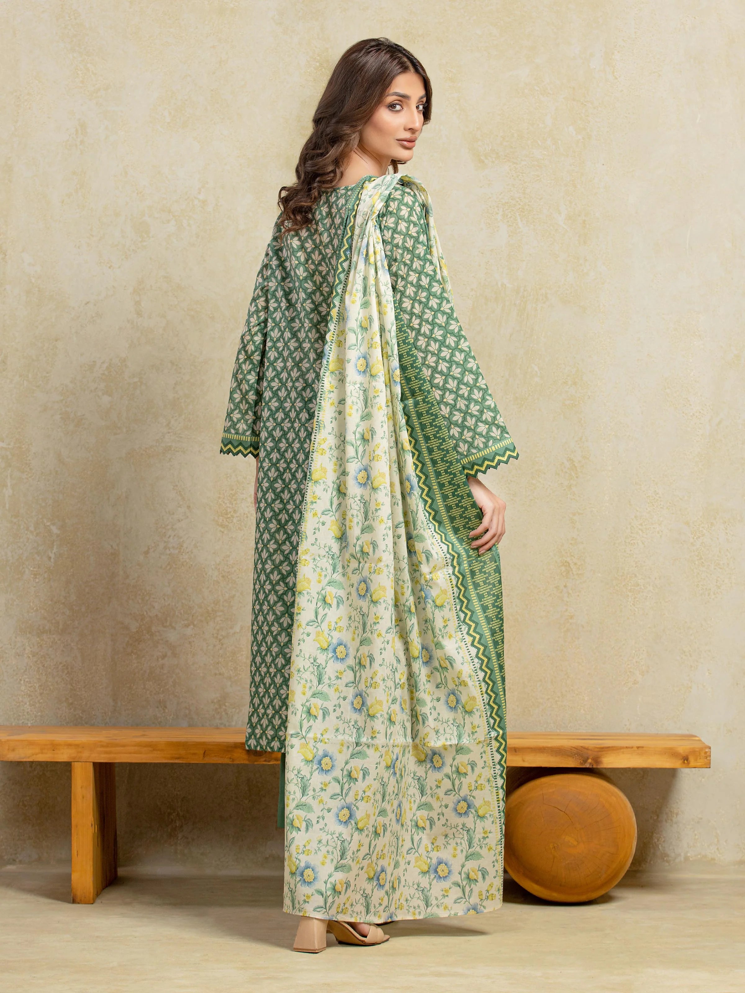 URB Unstitched Green Printed Khaddar 3 Piece