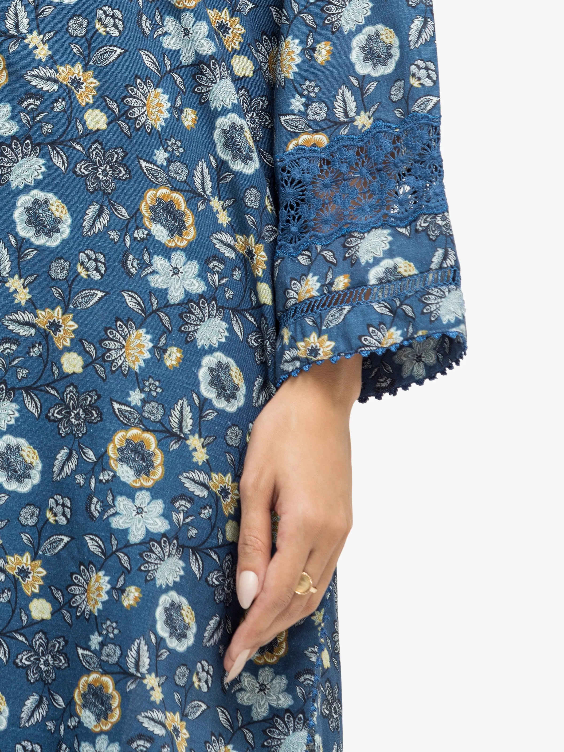 URB Pret 3Pc Printed Khaddar Suit