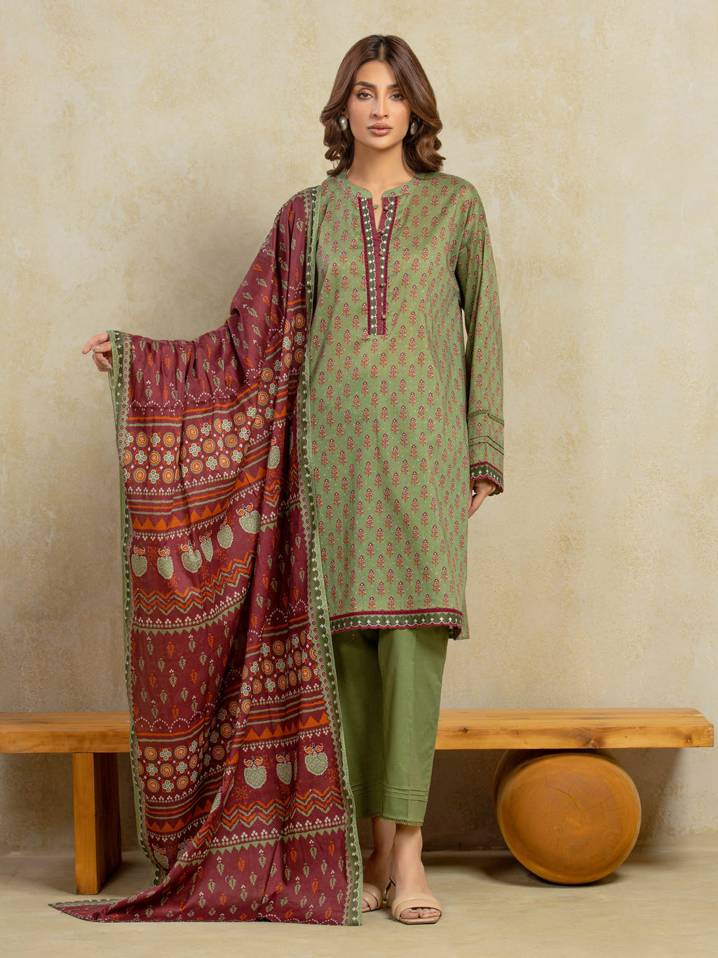 URB Unstitched Green Printed Khaddar 3 Piece