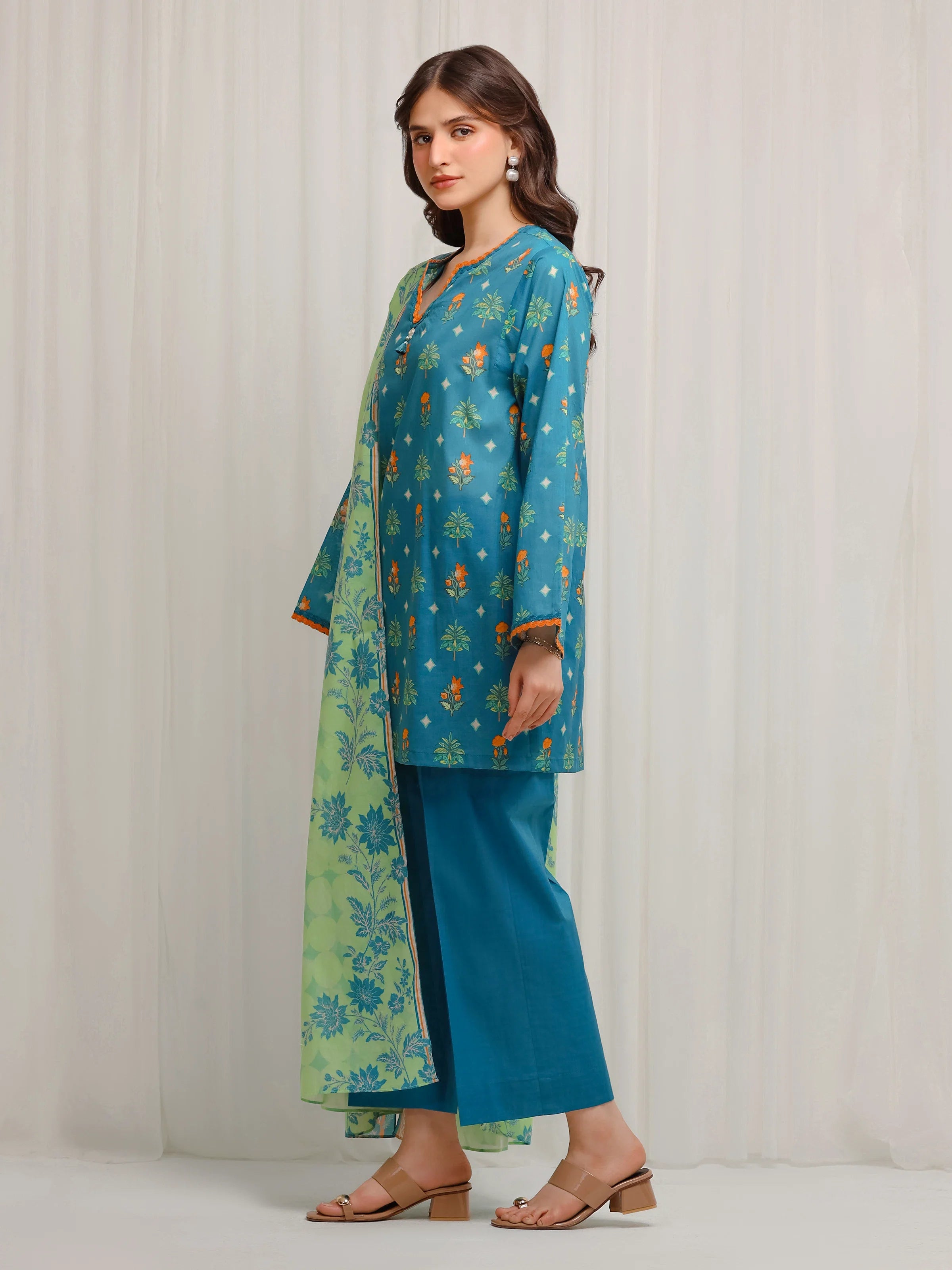 URB Unstitched Printed Lawn Suit