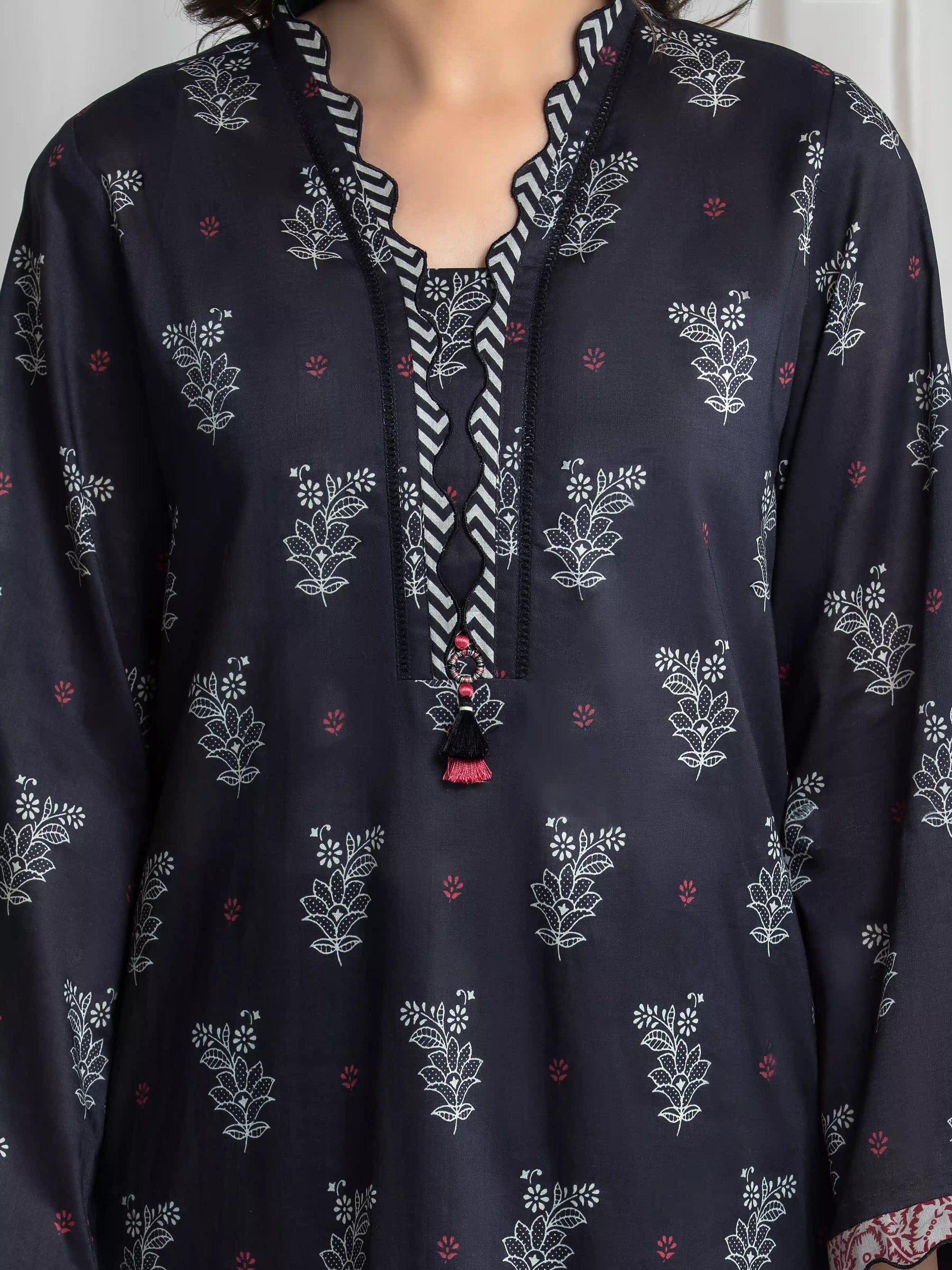 URB Lawn Suit 914605