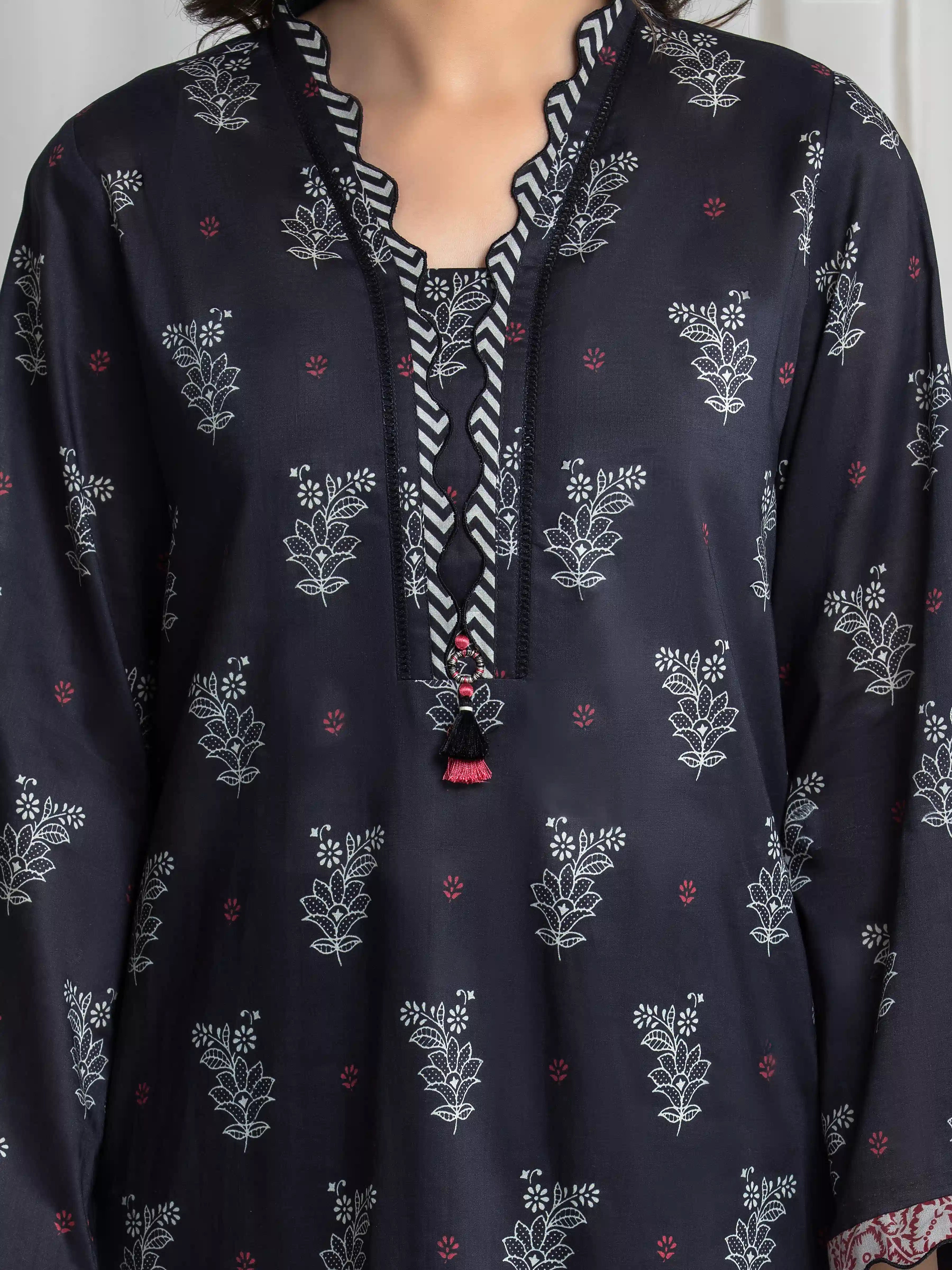 URB Lawn Suit 914605