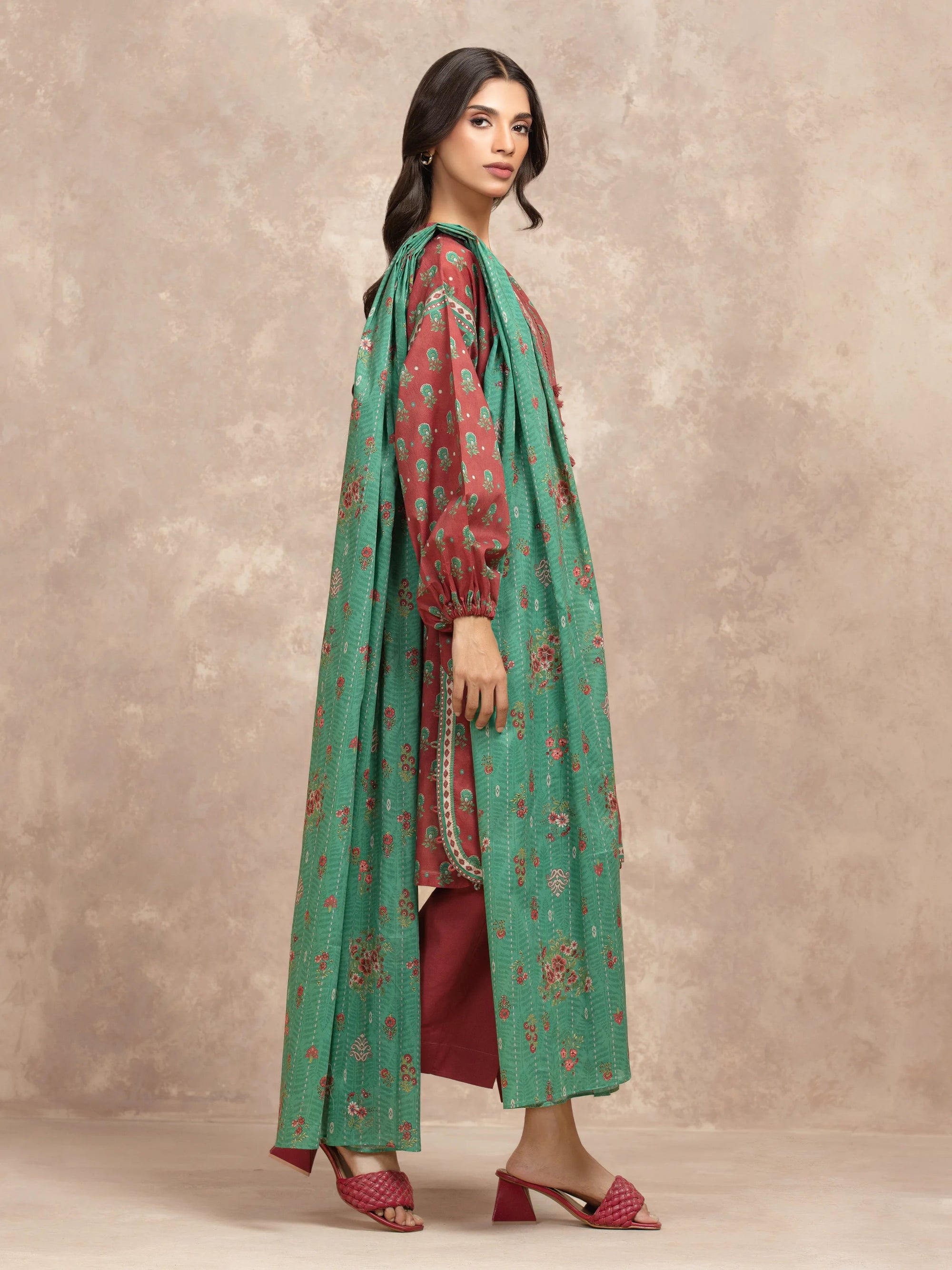 URB Unstitched Printed Khaddar Suit