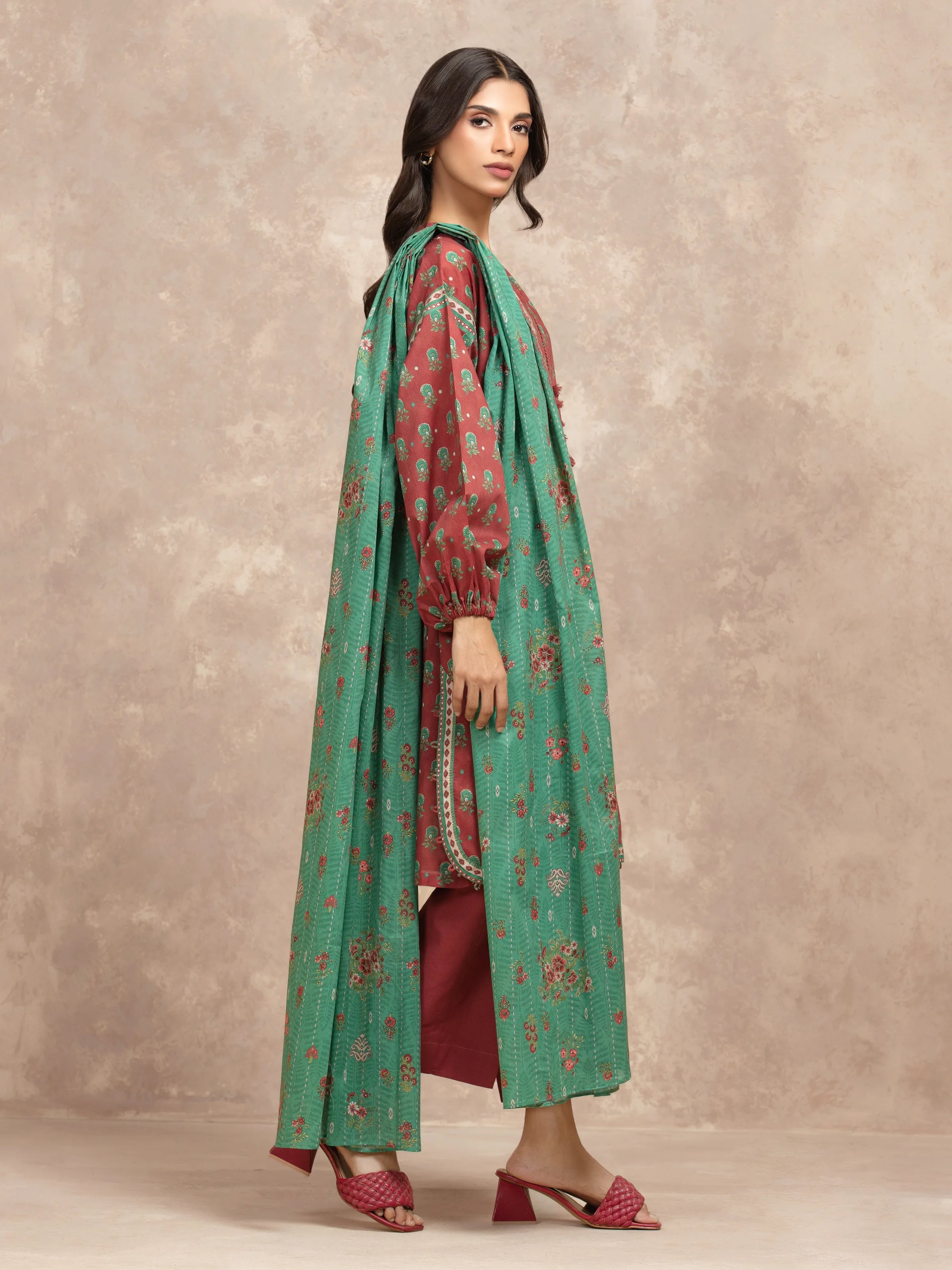 URB Unstitched Printed Khaddar Suit