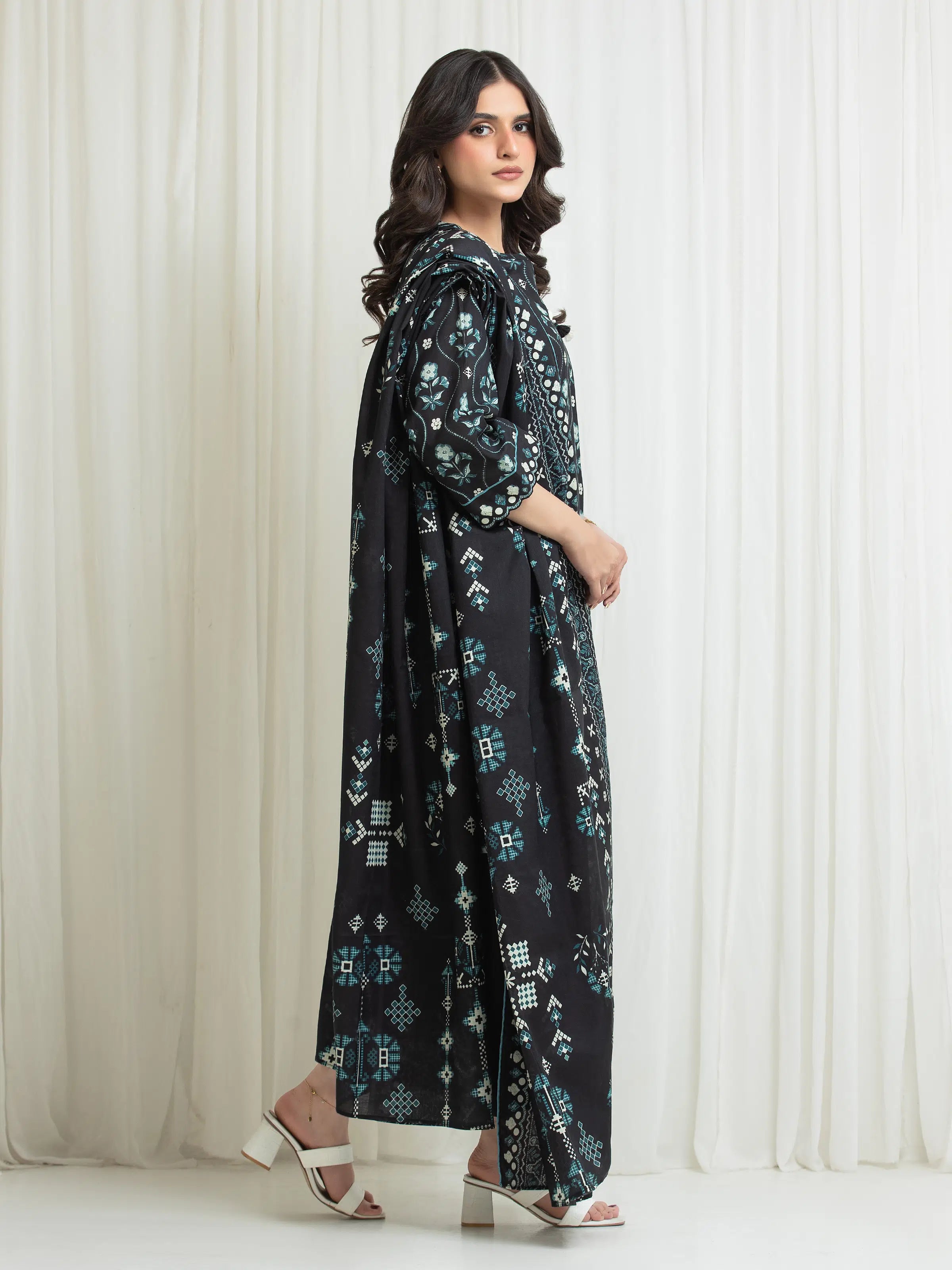 URB Printed Lawn Suit (Black)