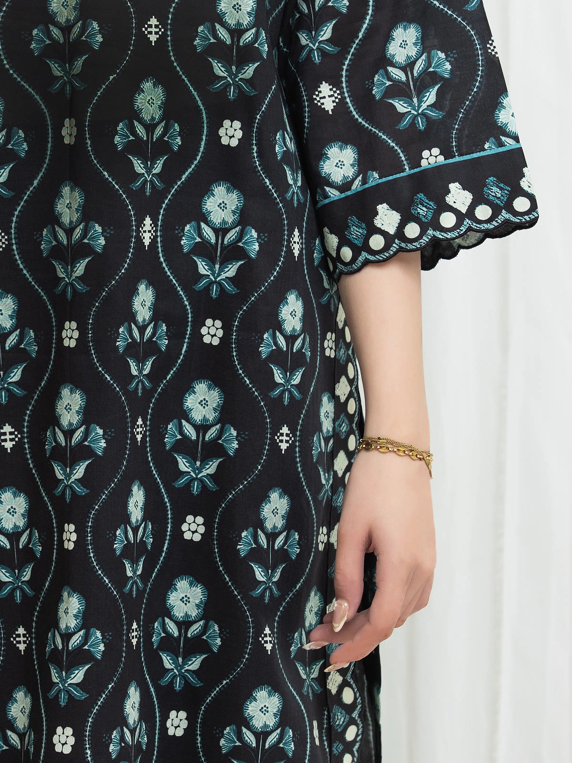 URB Printed Lawn Suit (Black)