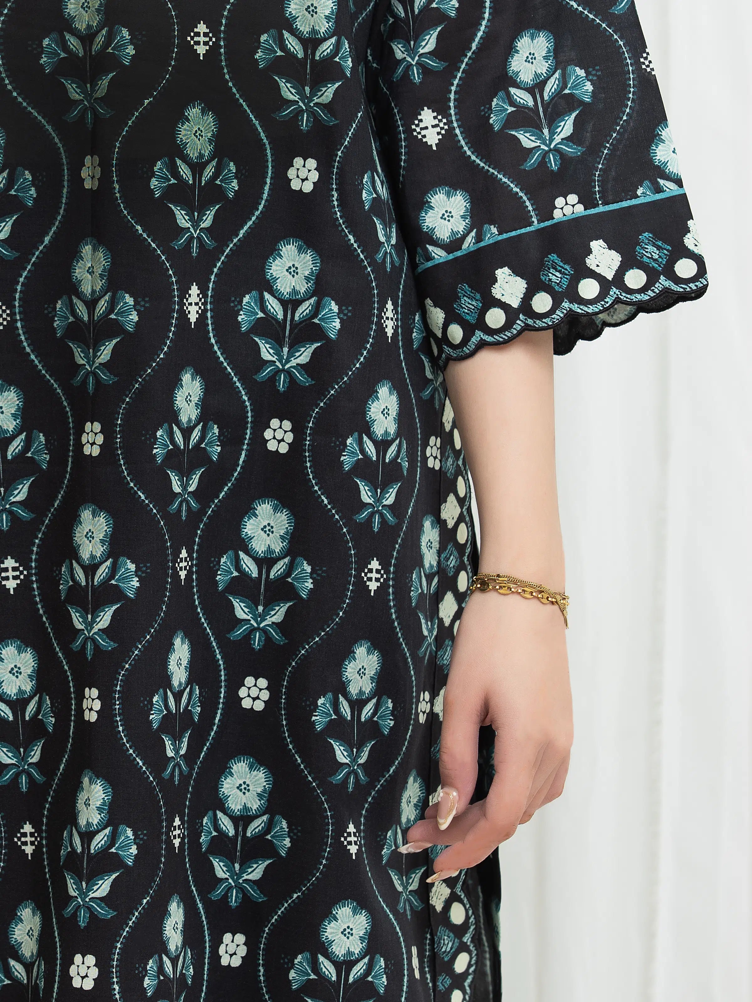 URB Printed Lawn Suit (Black)