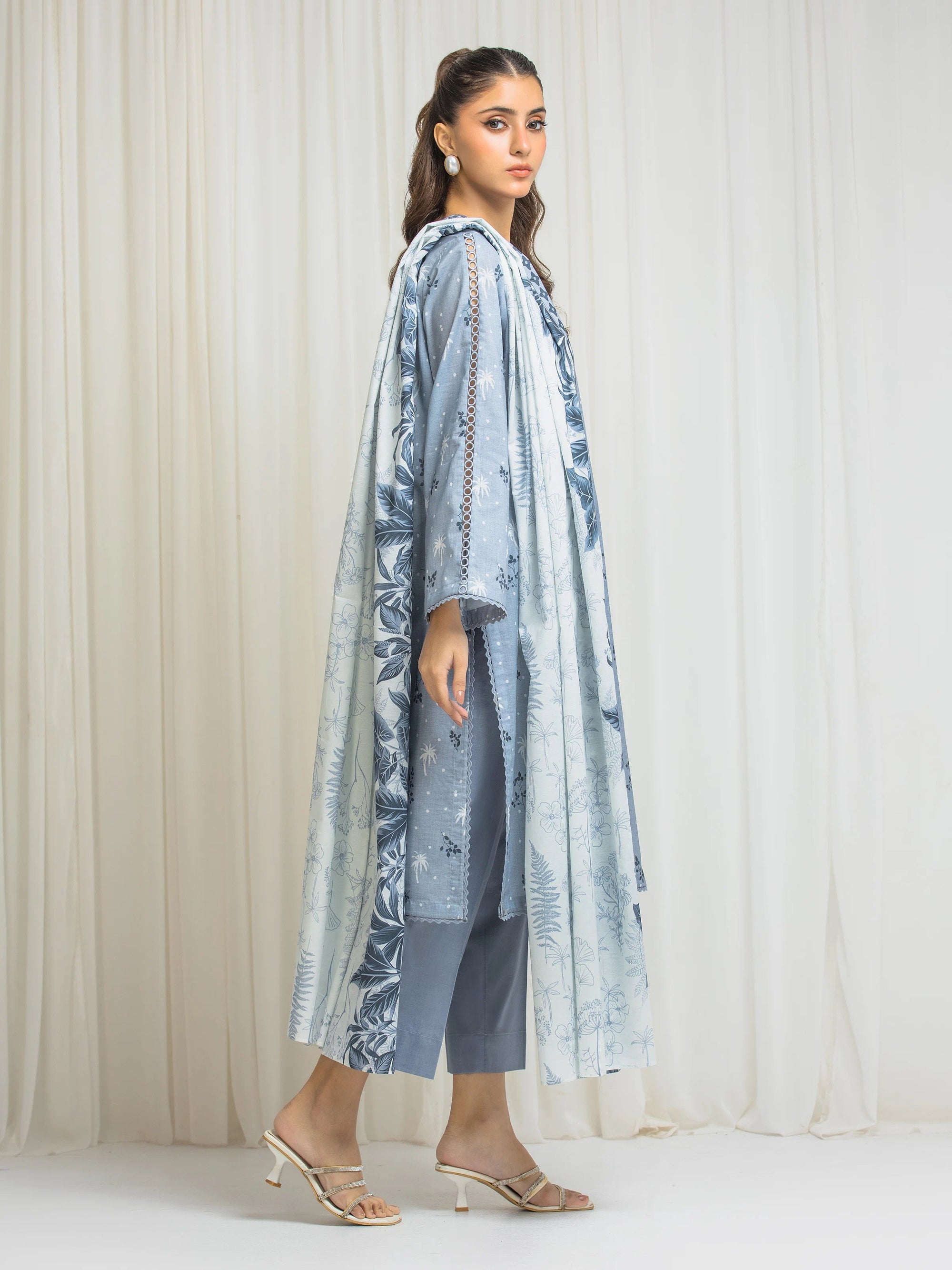 URB Unstitched Printed Lawn Suit