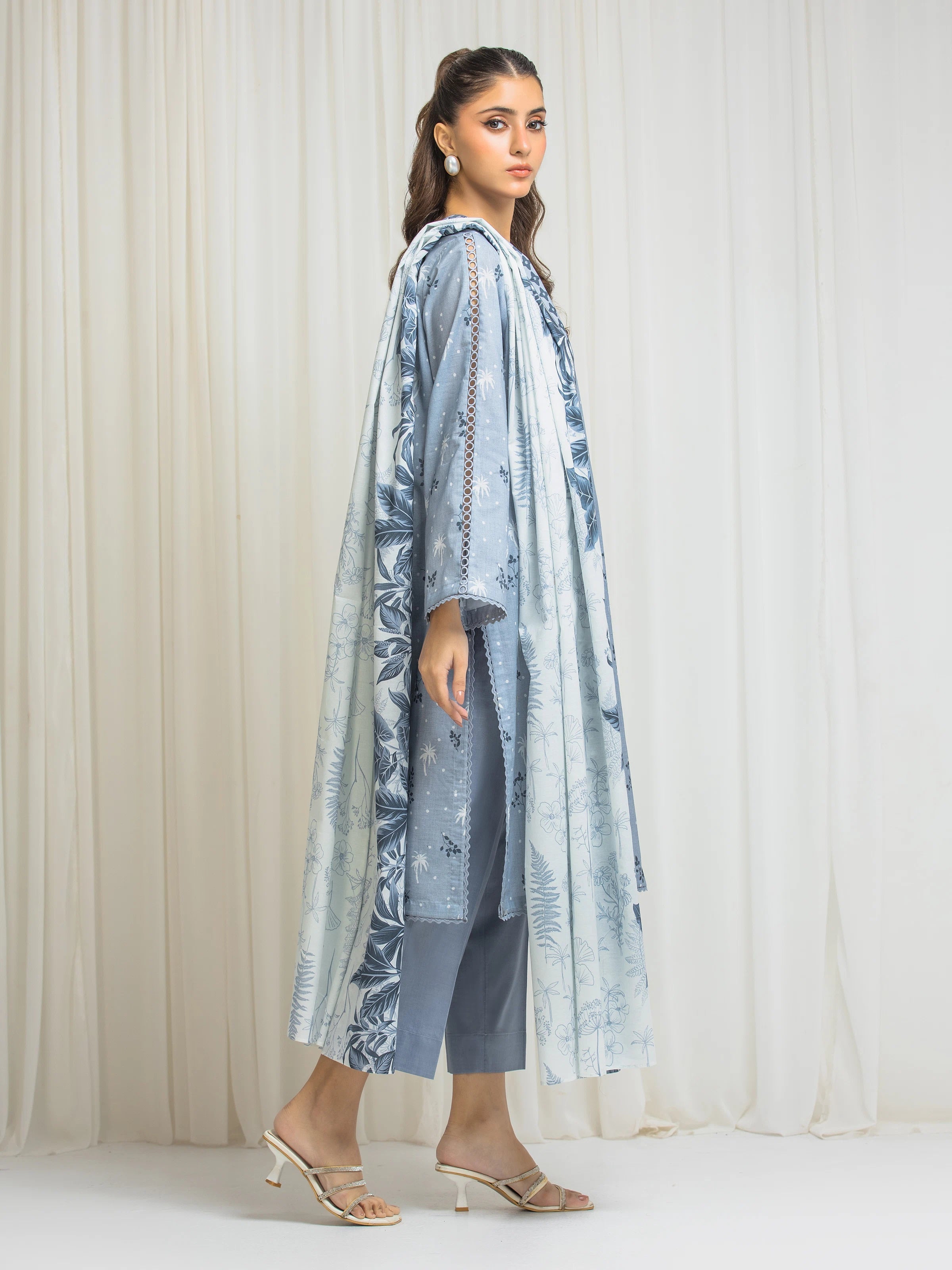 URB Unstitched Printed Lawn Suit