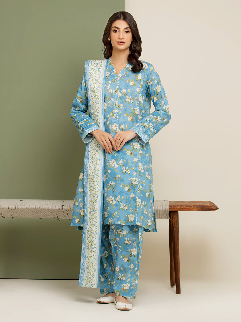 3 Piece Unstitched Lawn Suit Blue Printed Elegance