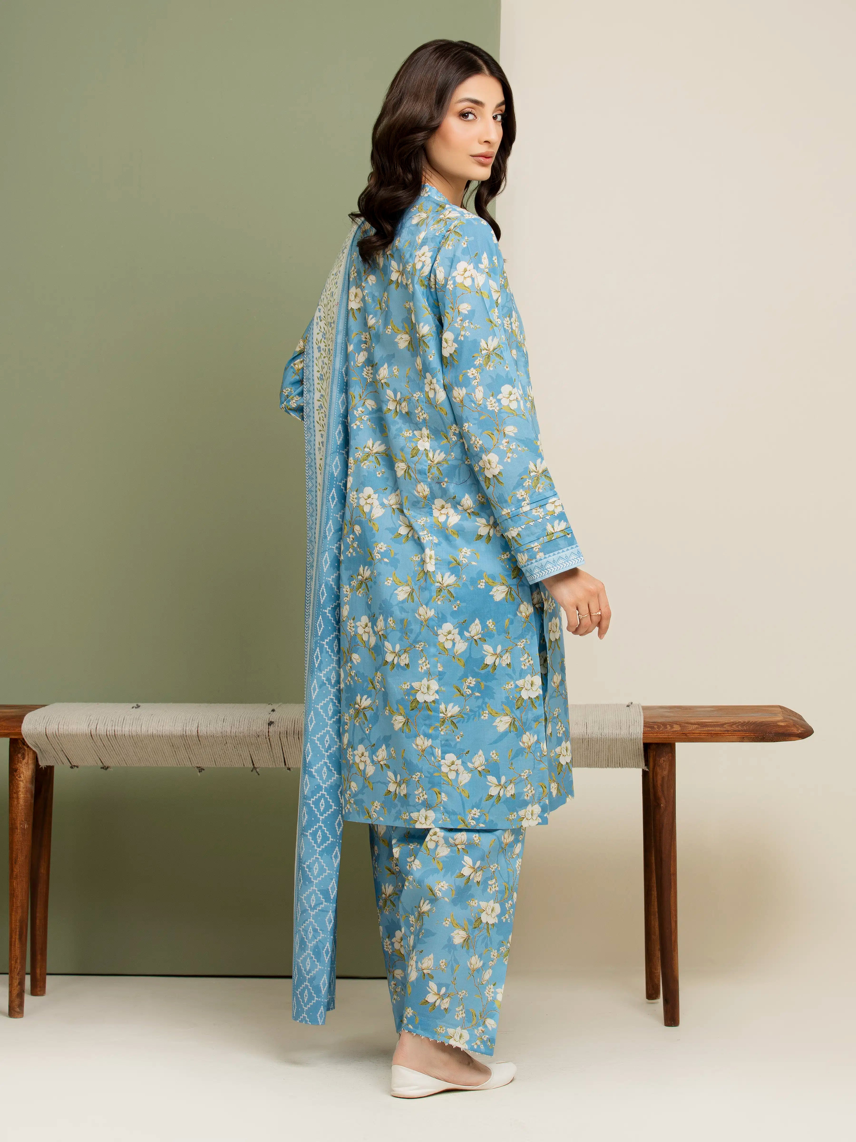 3 Piece Unstitched Lawn Suit Blue Printed Elegance