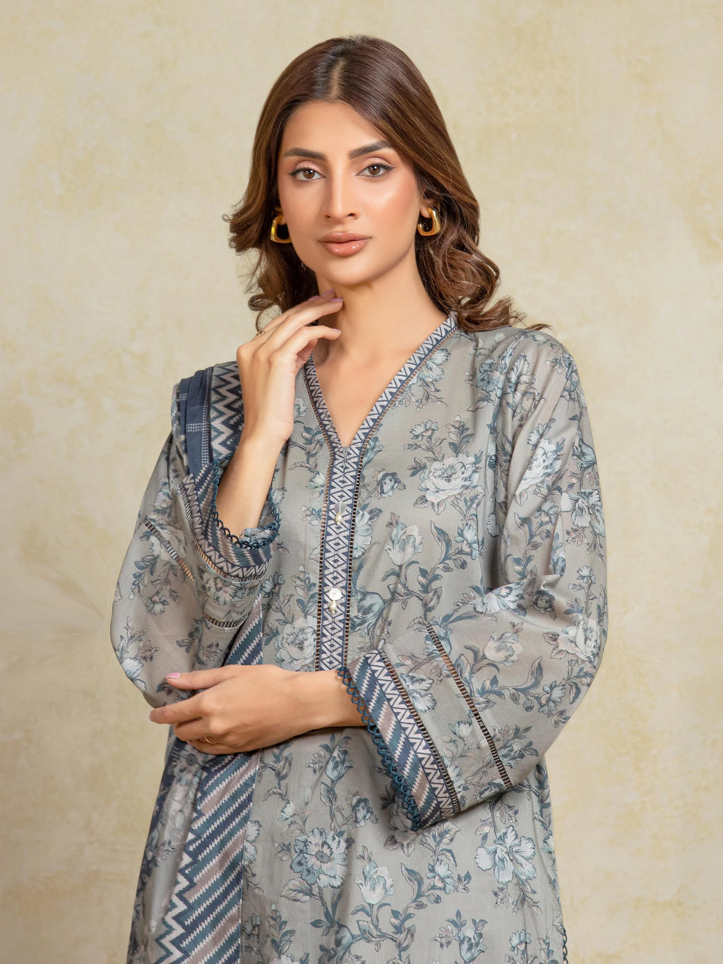URB Unstitched Grey Printed Khaddar 3 Piece
