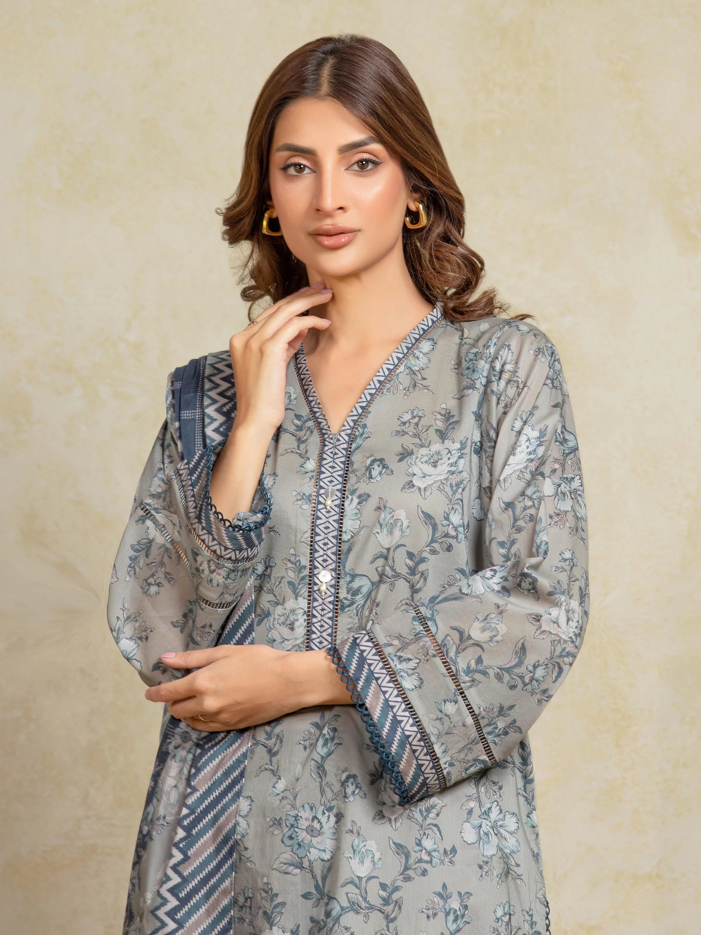 URB Unstitched Grey Printed Khaddar 3 Piece