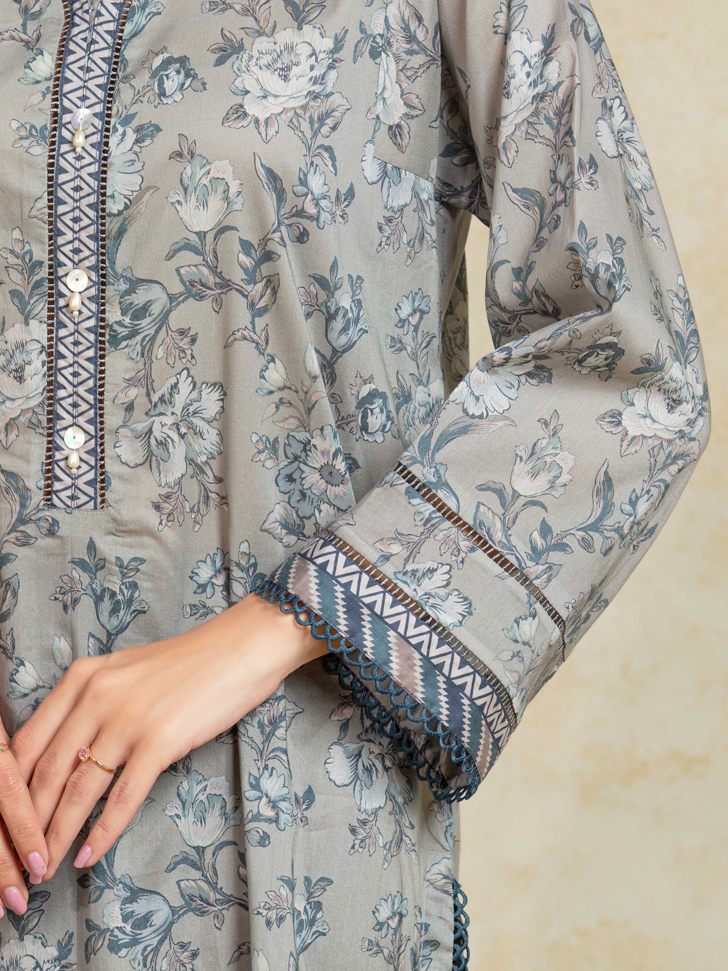 URB Unstitched Grey Printed Khaddar 3 Piece