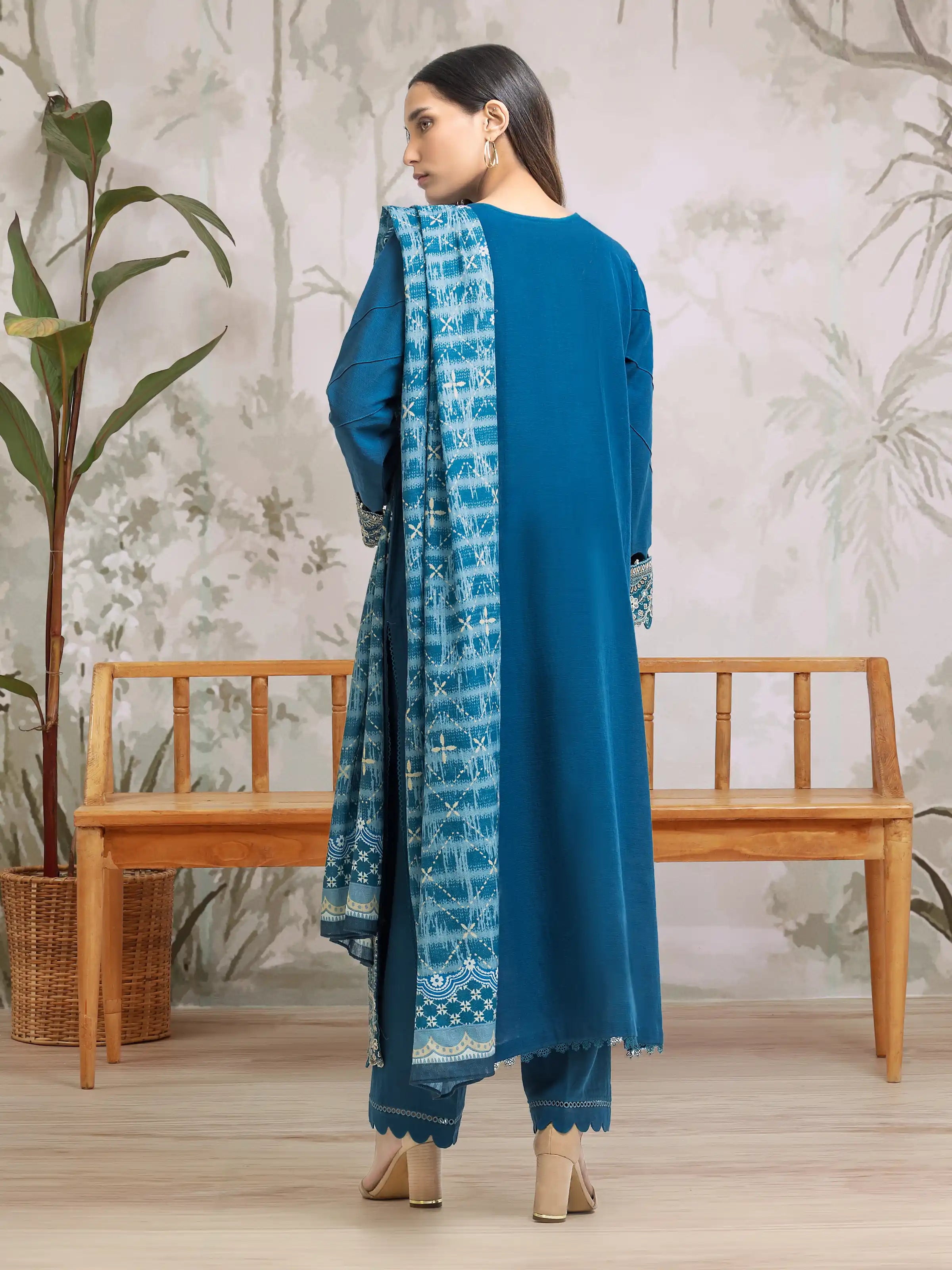 URB Unstitched Dark Turquoise Embroidered Khaddar 3 Piece