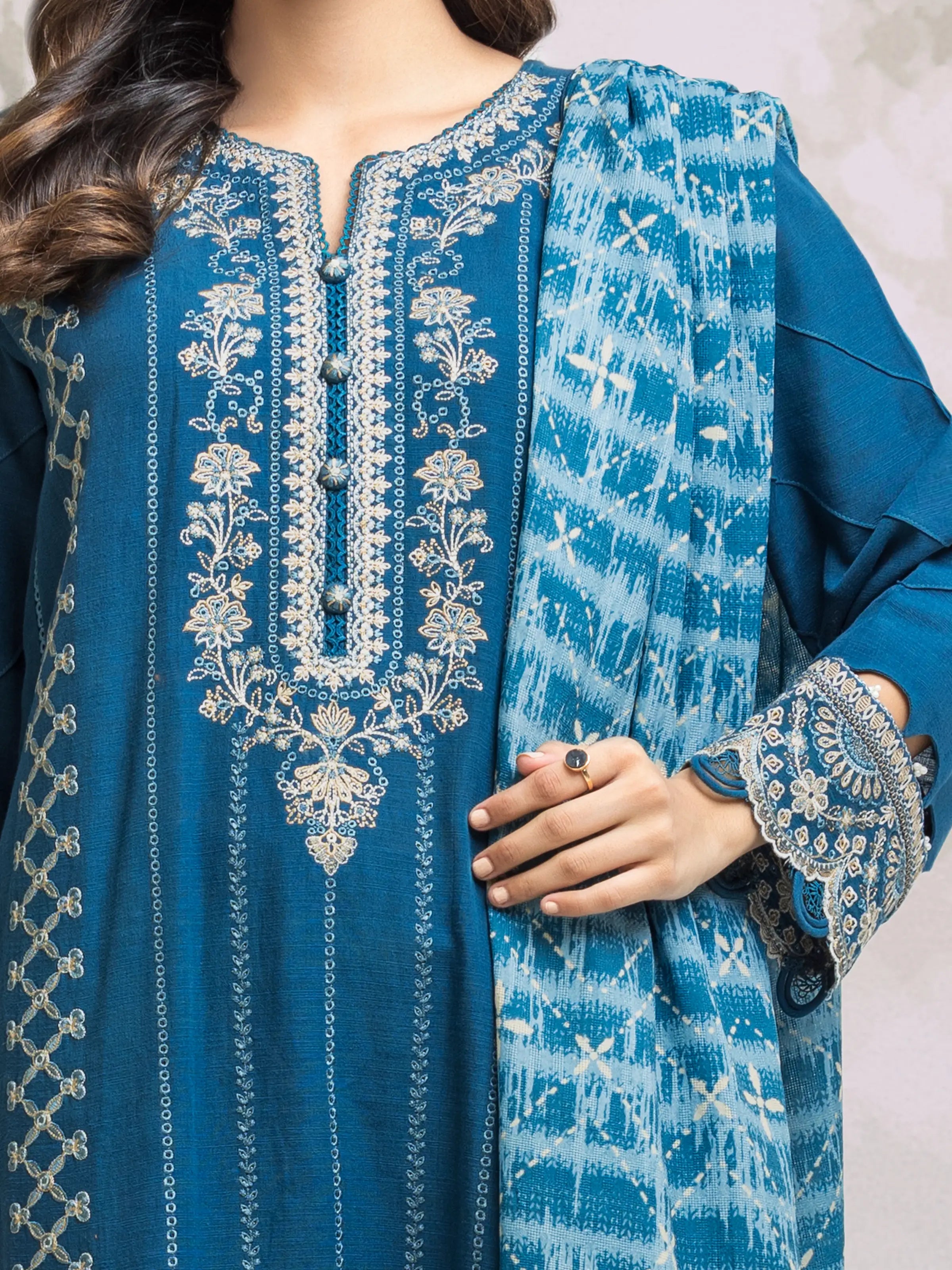 URB Unstitched Dark Turquoise Embroidered Khaddar 3 Piece
