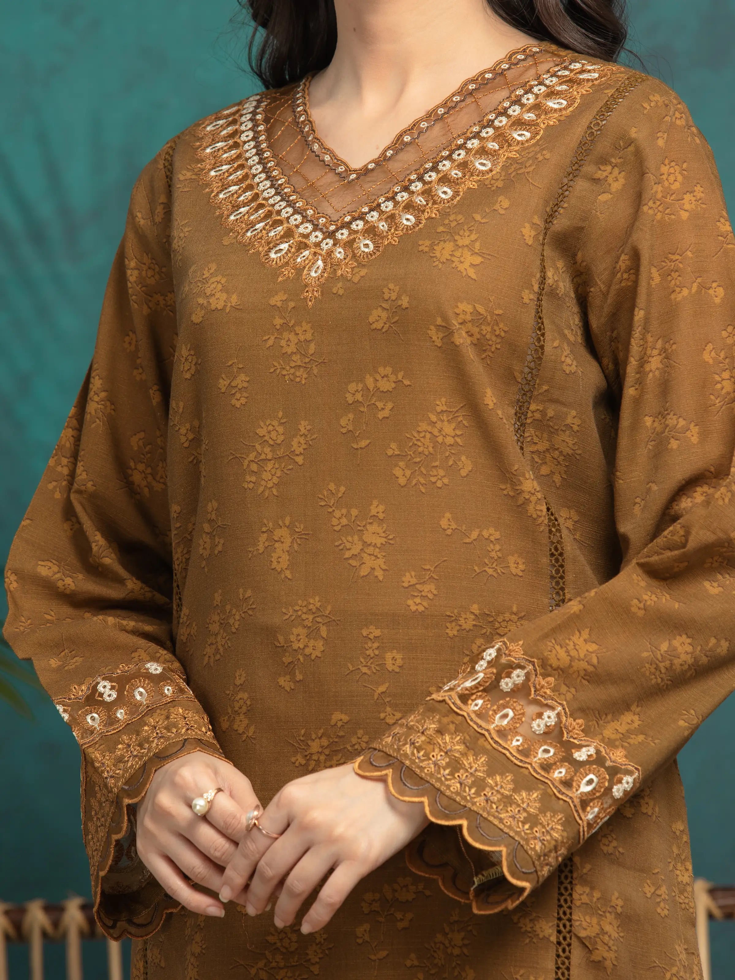 URB Unstitched Mehndi Khaddar 3 Piece