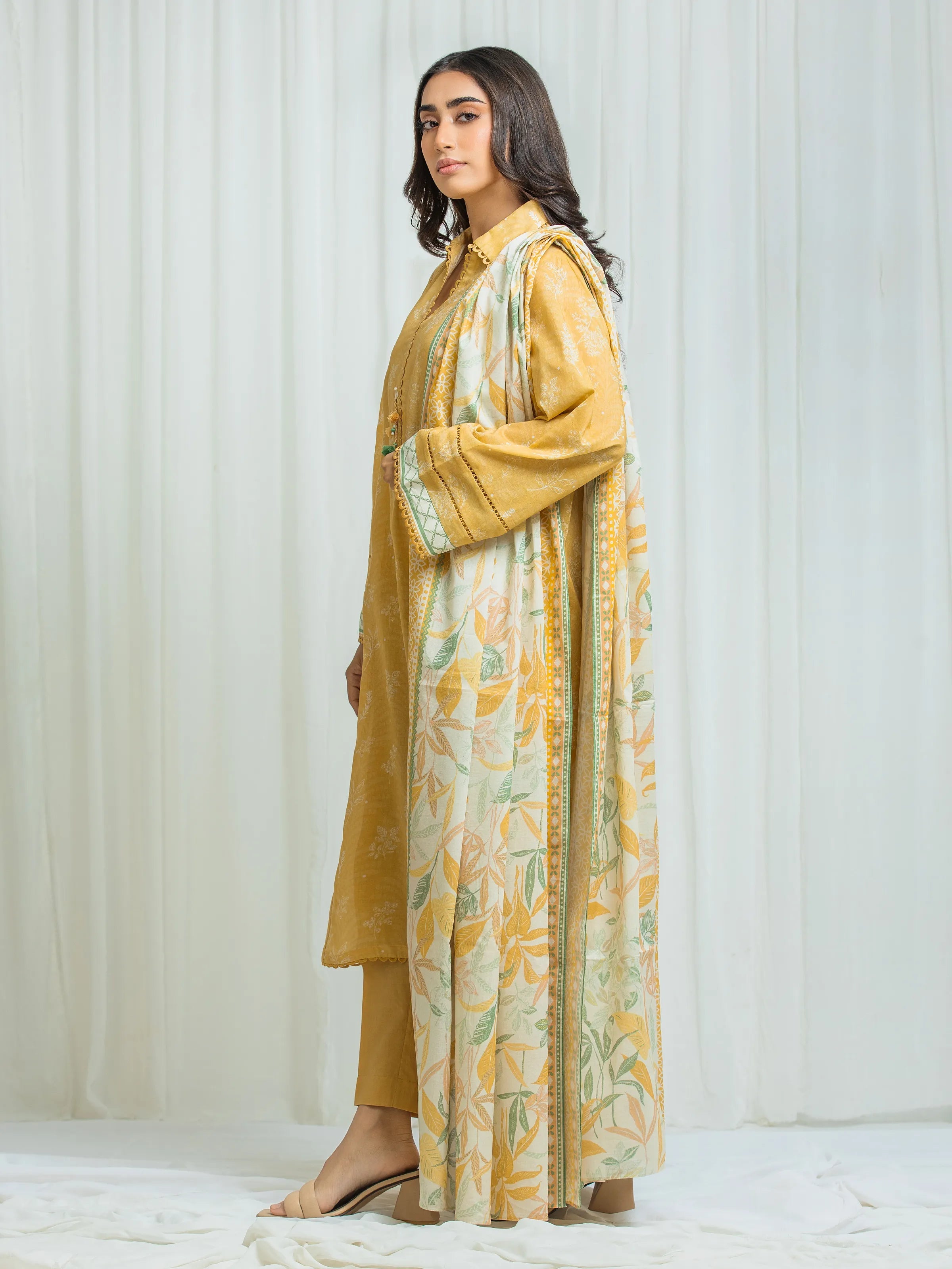 URB Unstitched Printed Lawn Suit