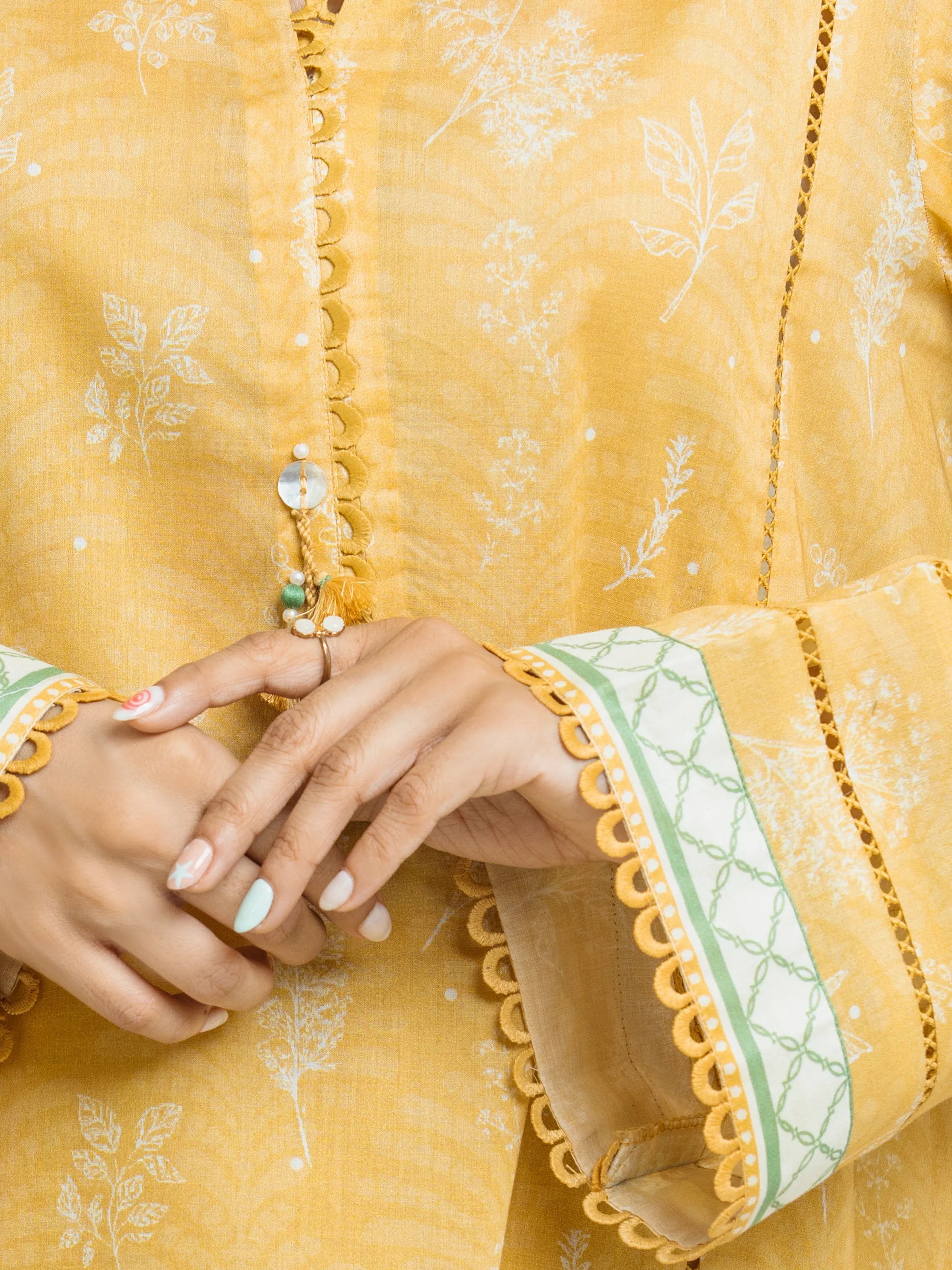 URB Unstitched Printed Lawn Suit