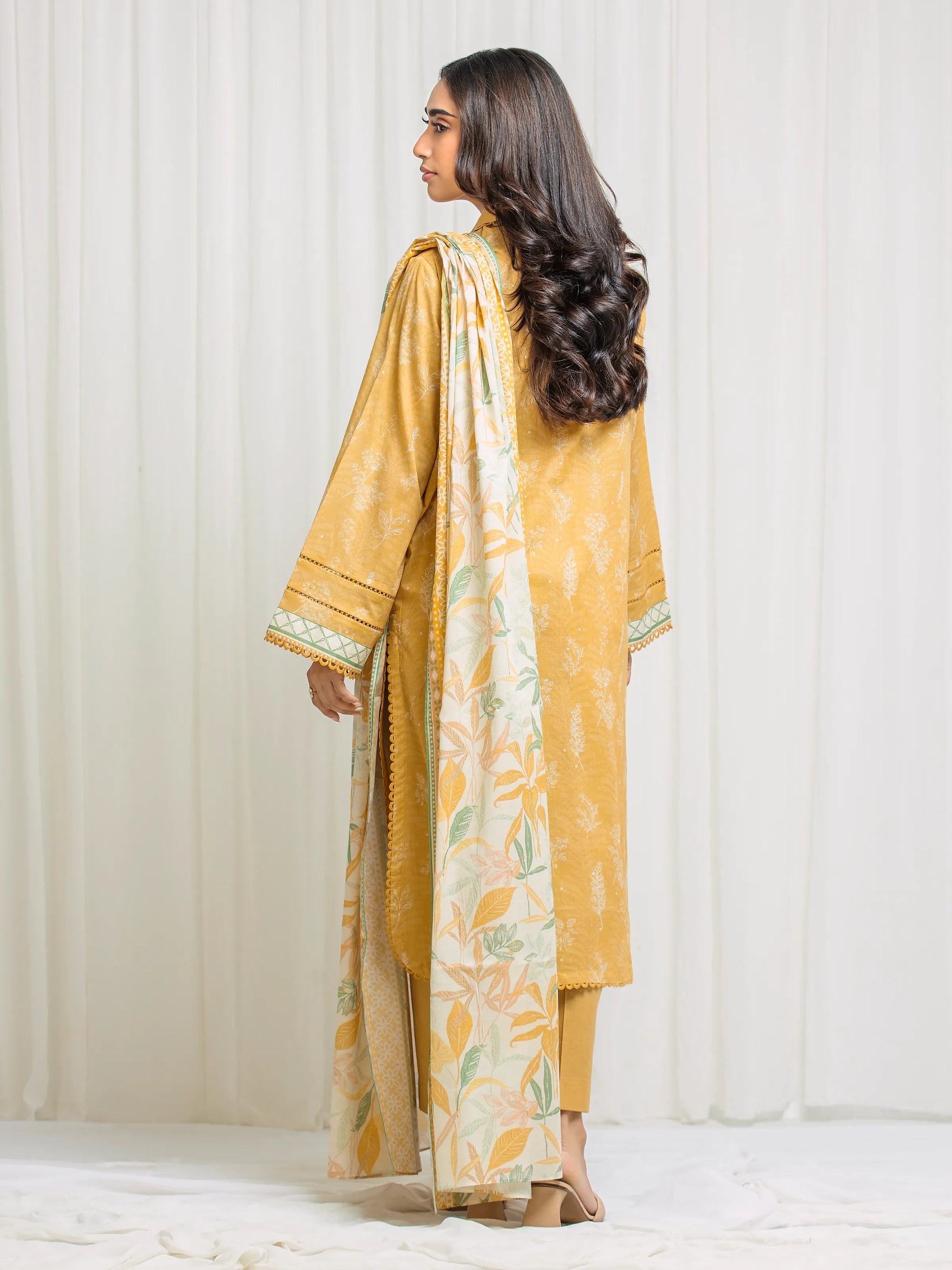 URB Unstitched Printed Lawn Suit