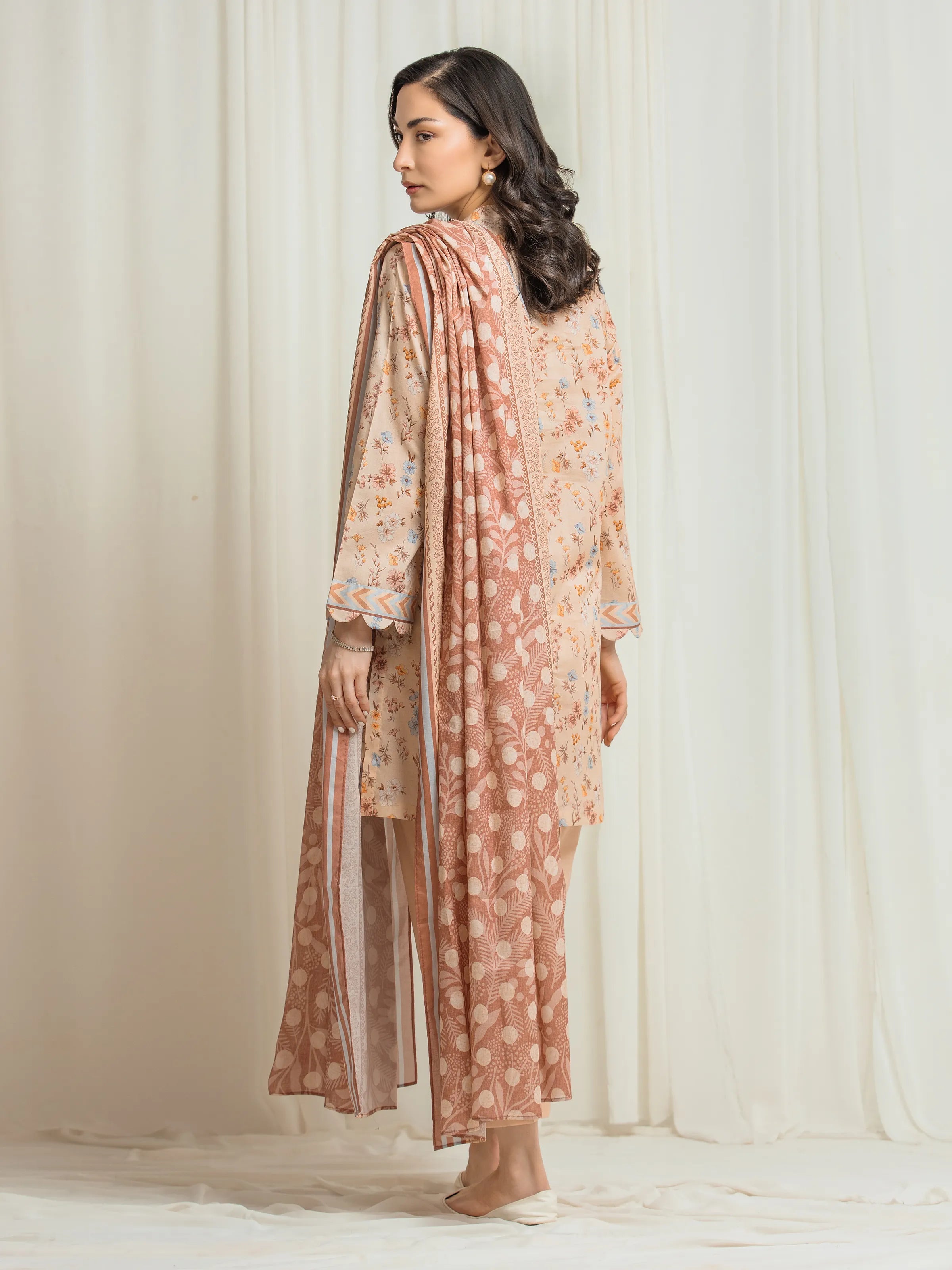 URB Unstitched Printed Lawn Suit