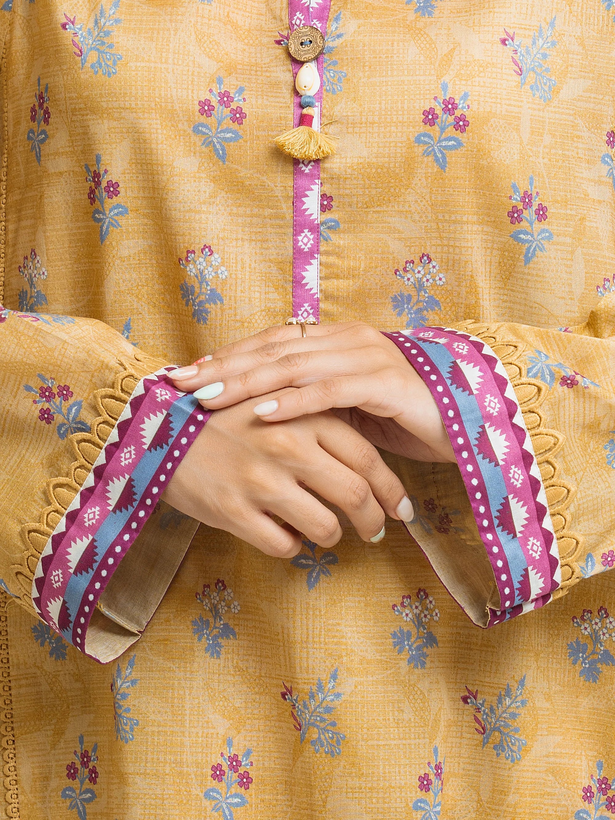 URB Unstitched Printed Lawn Suit