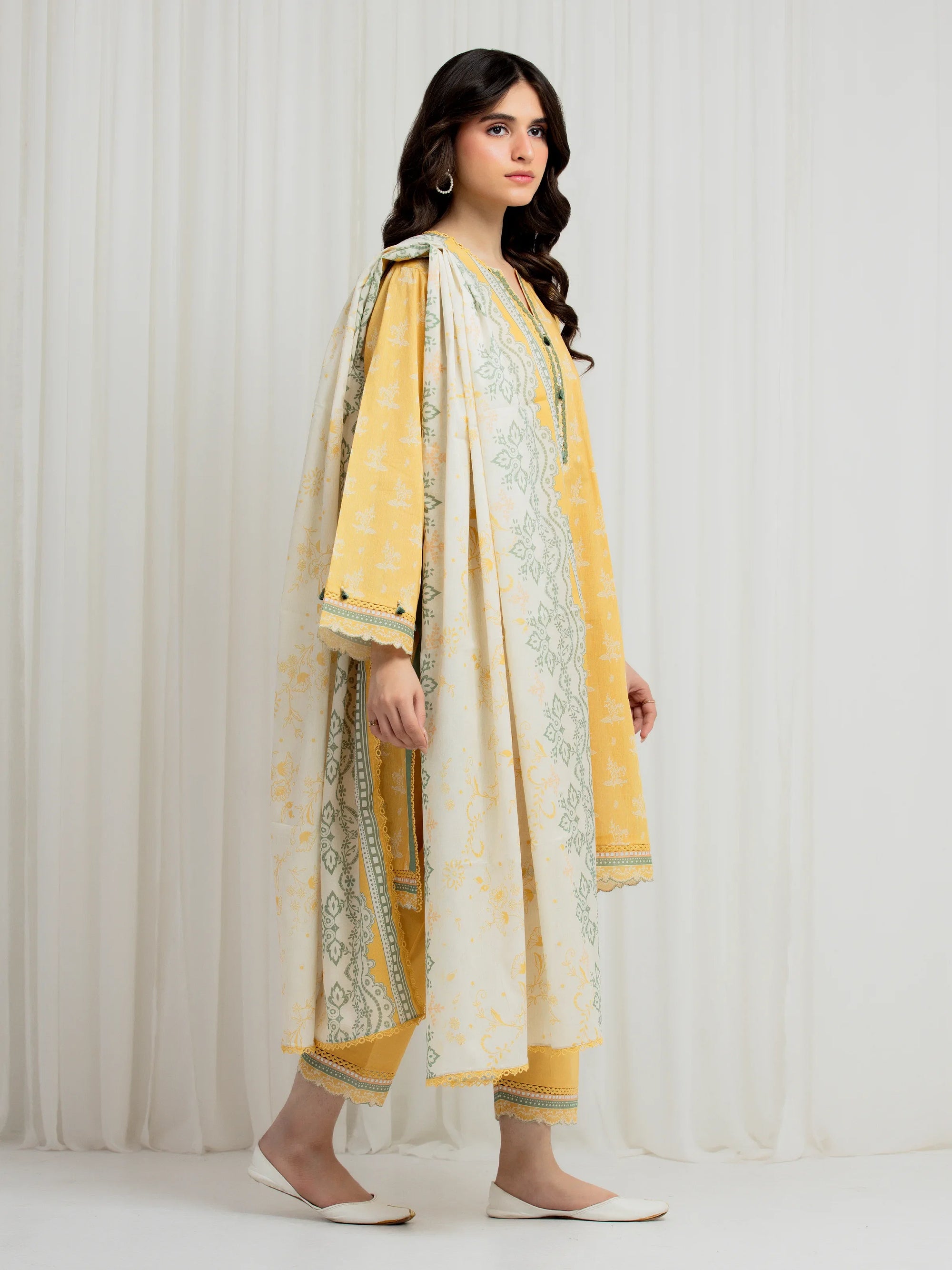 Exclusive Lawn 764213