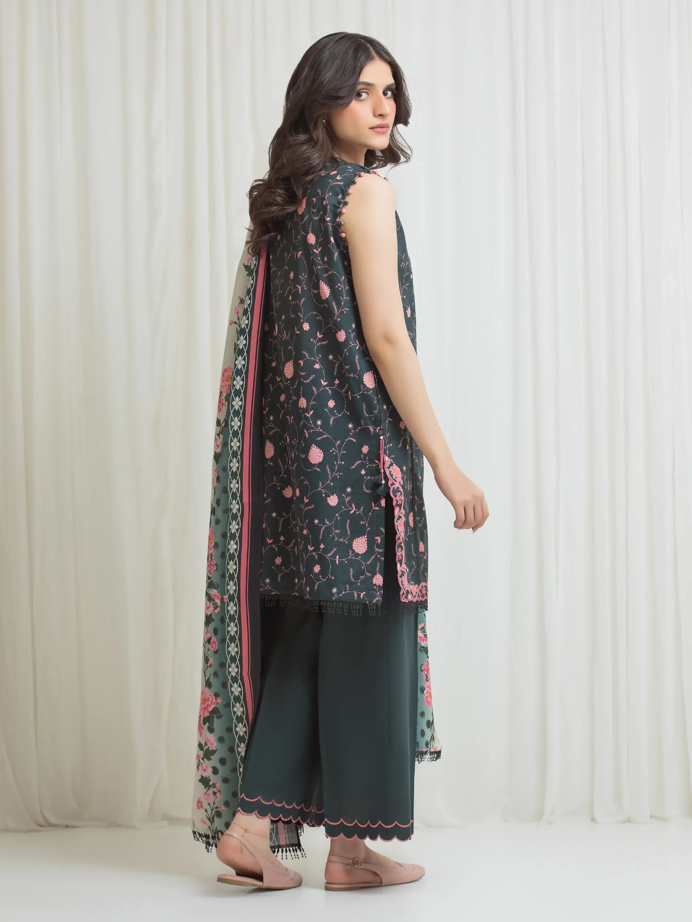 URB Lawn Suit 507261