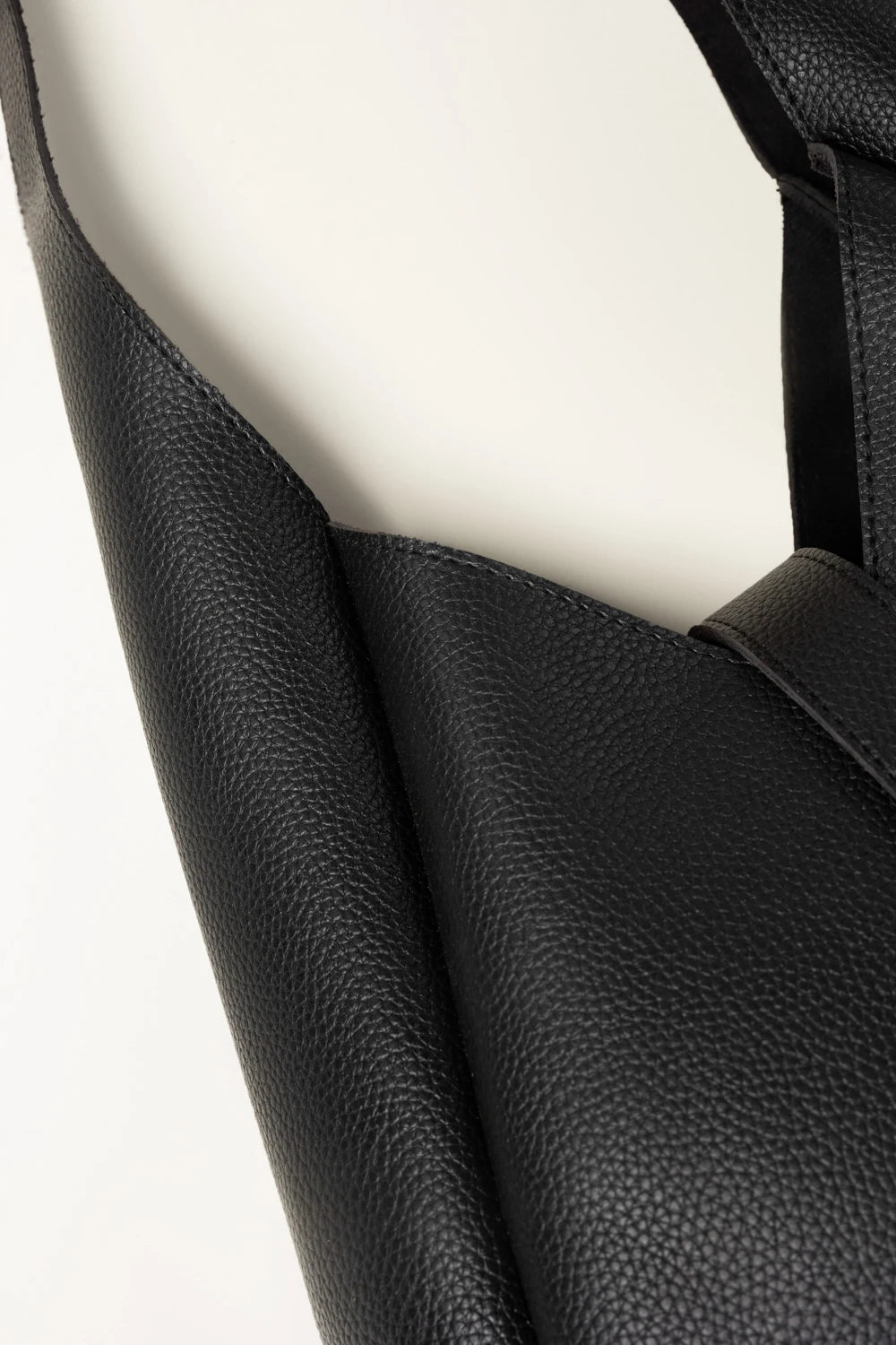 URB Black Shoulder Bag