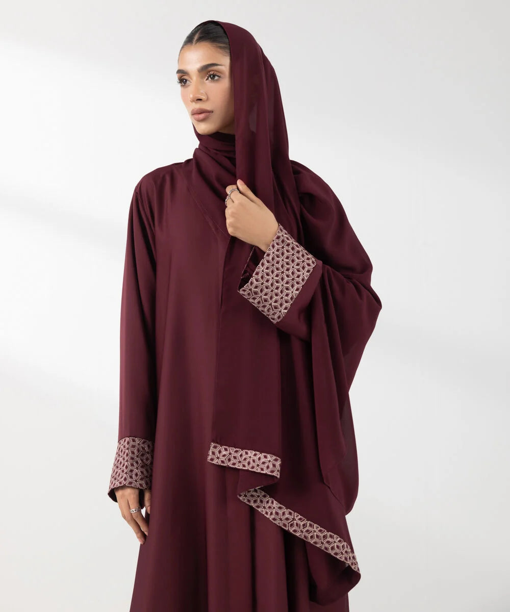 URB Embroidered Abaya Set