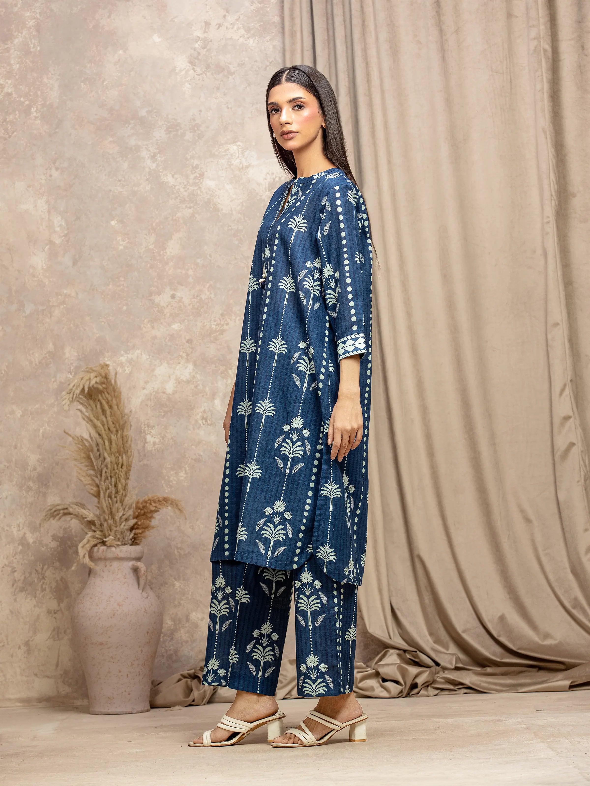 URB Pret 2Pc Printed Khaddar Shirt Trouser