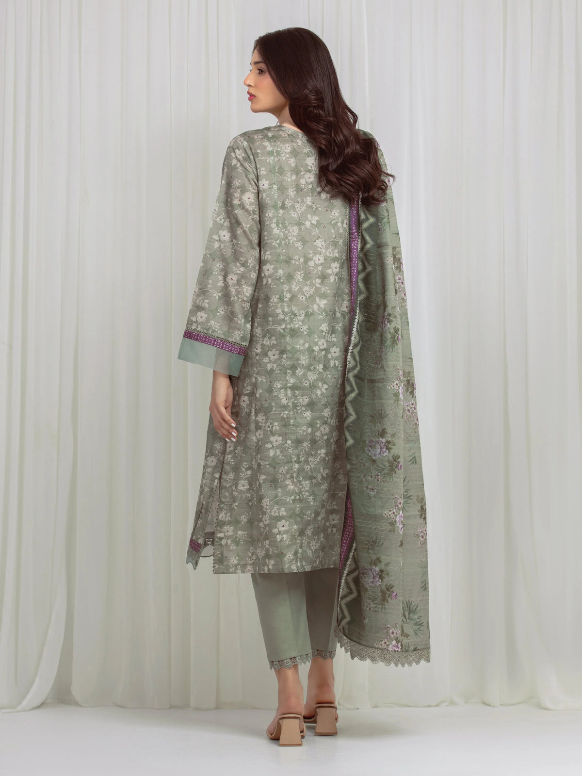 URB Zari Lawn 031758