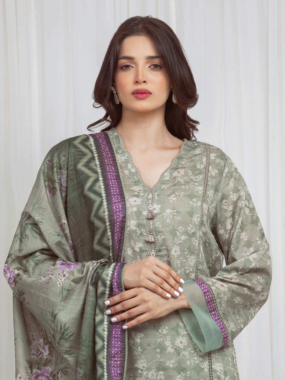 URB Zari Lawn 031758