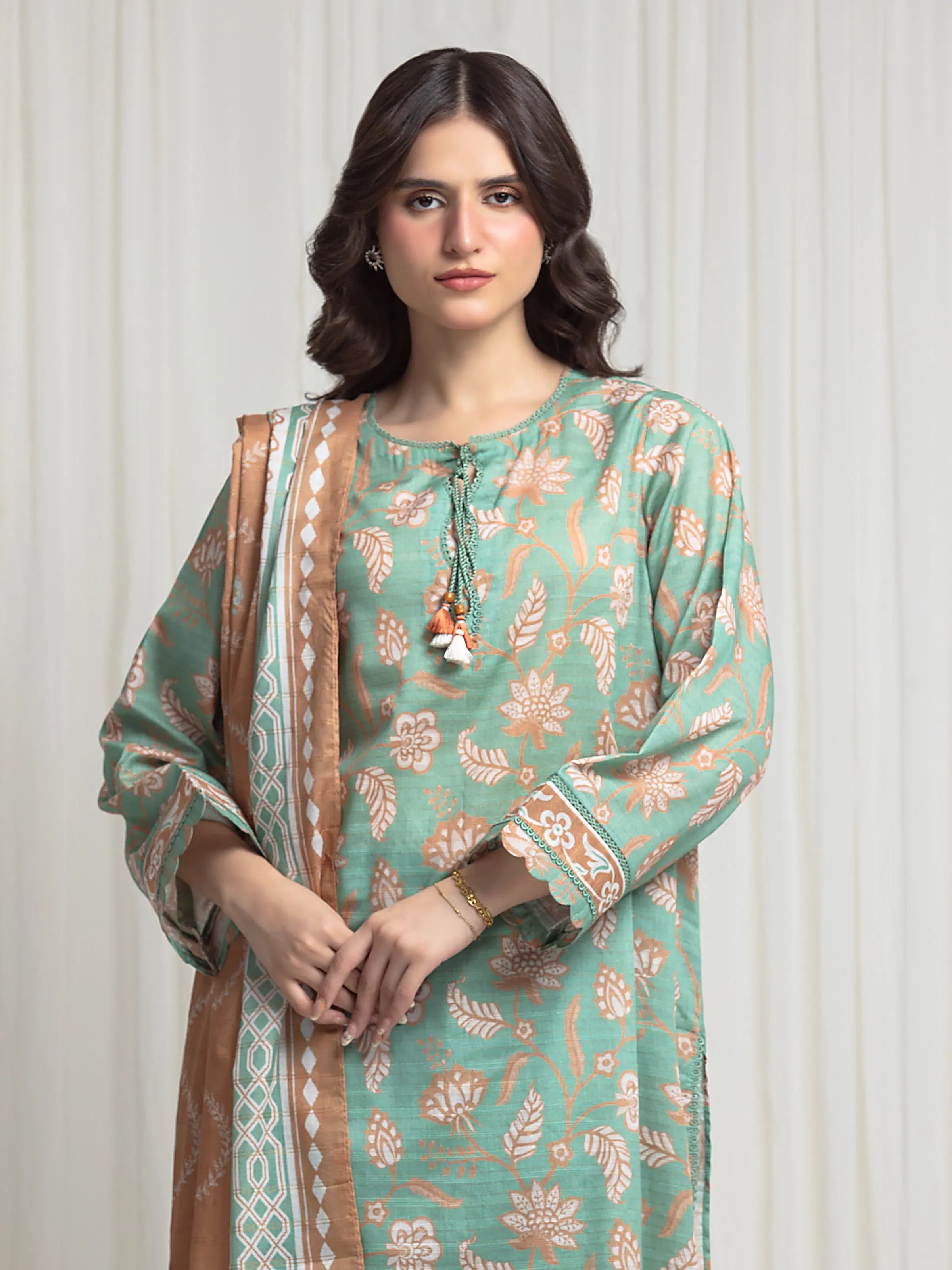 URB Zari Lawn 679412