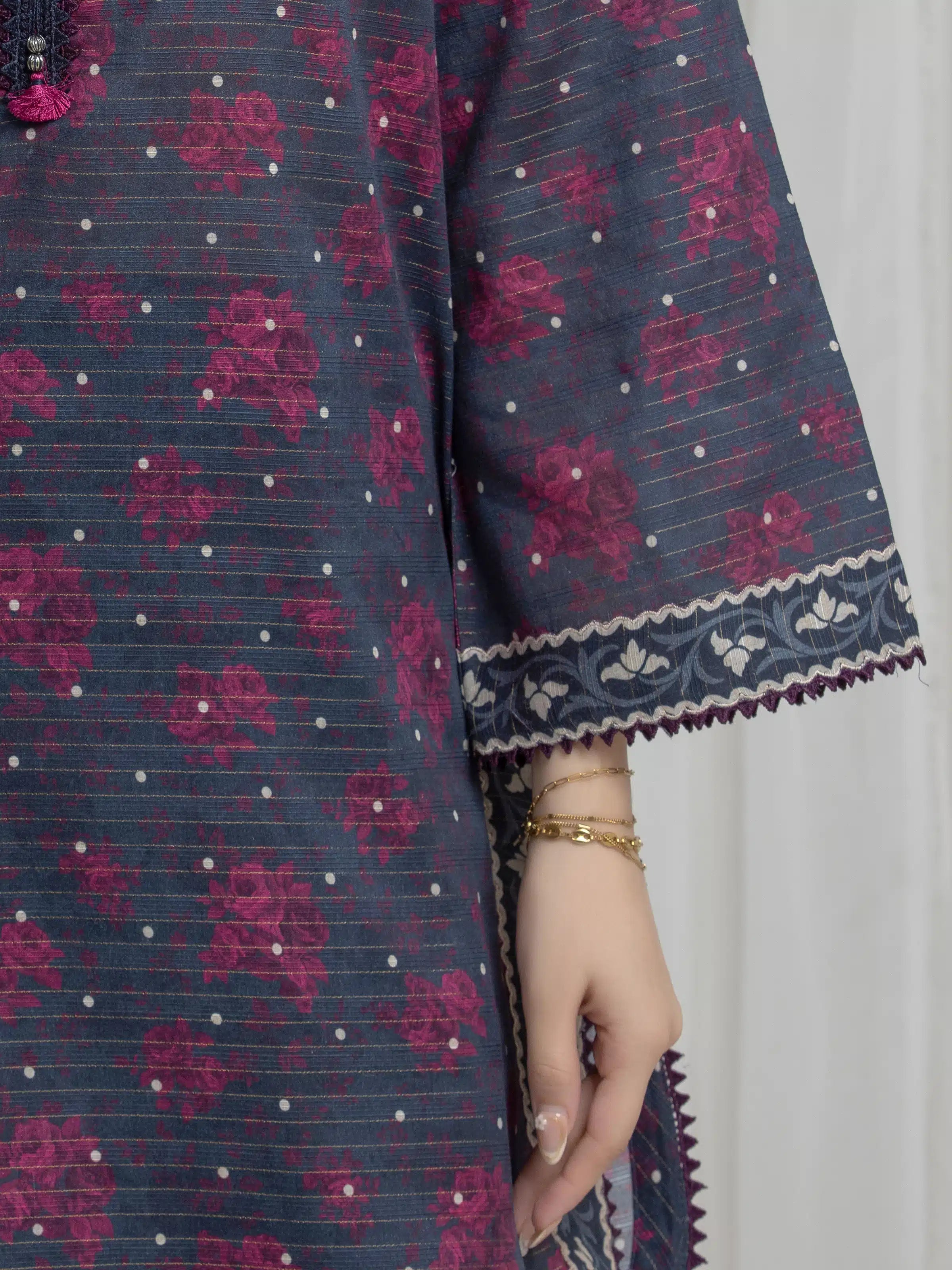 URB Zari Lawn 104693